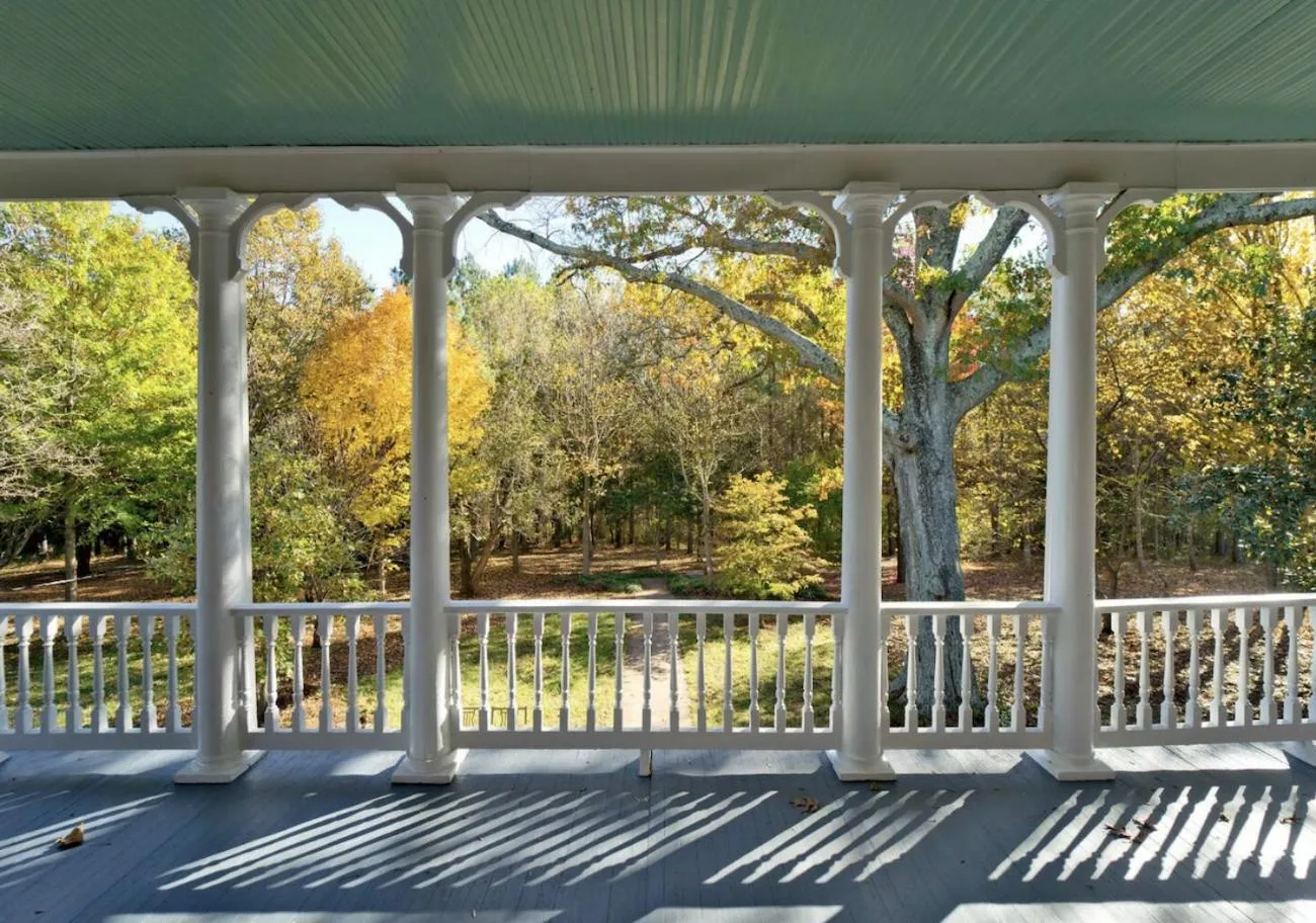 Facade/entrance in Red Hill Bed and Breakfast