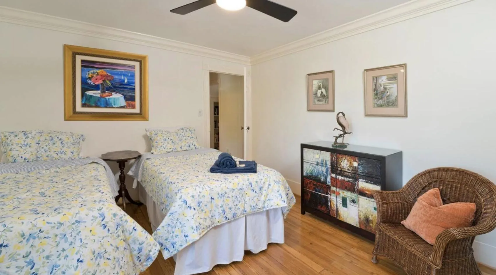 Photo of the whole room in Red Hill Bed and Breakfast