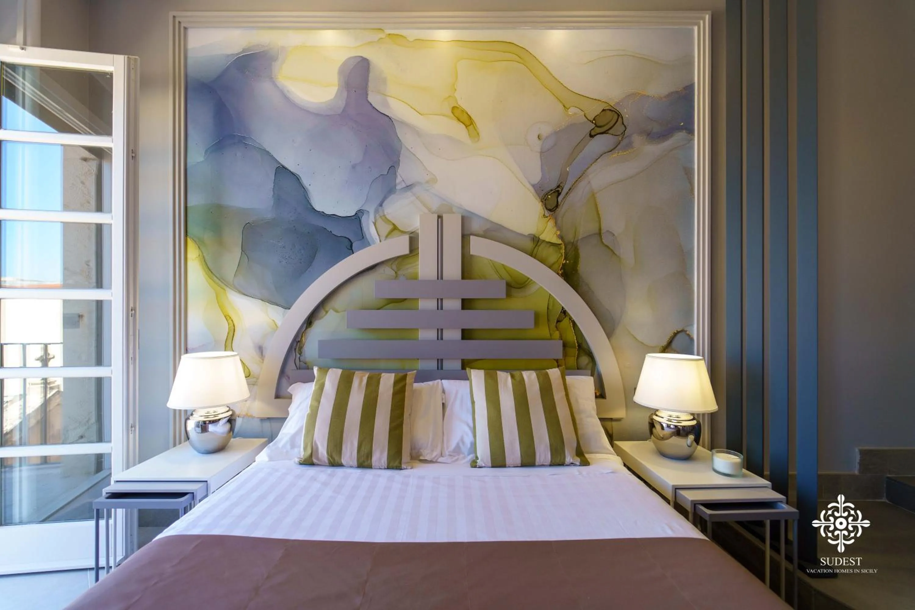 Bed in Matteotti Luxury Residence