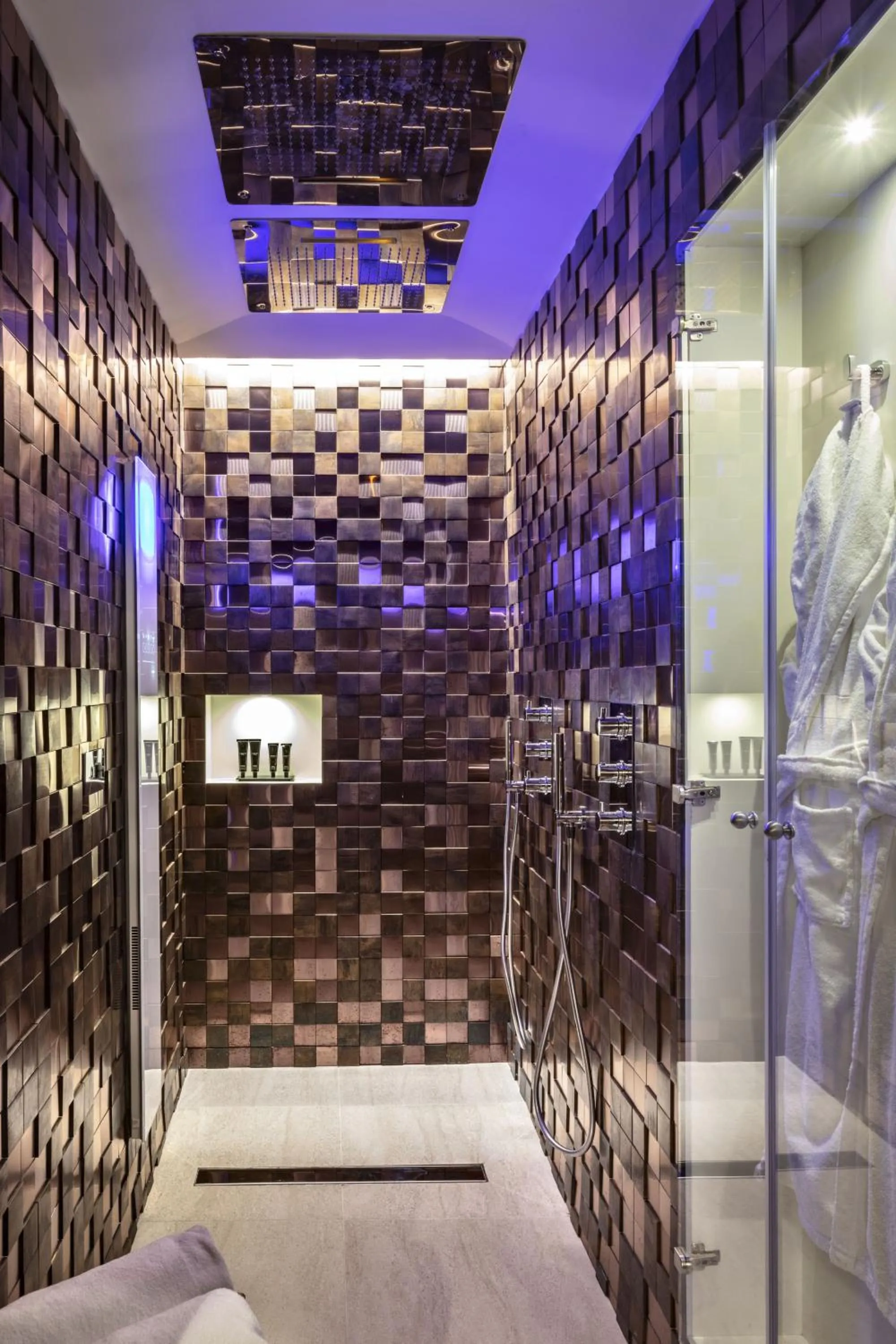 Shower in Casa Clàt - Boutique Hotel