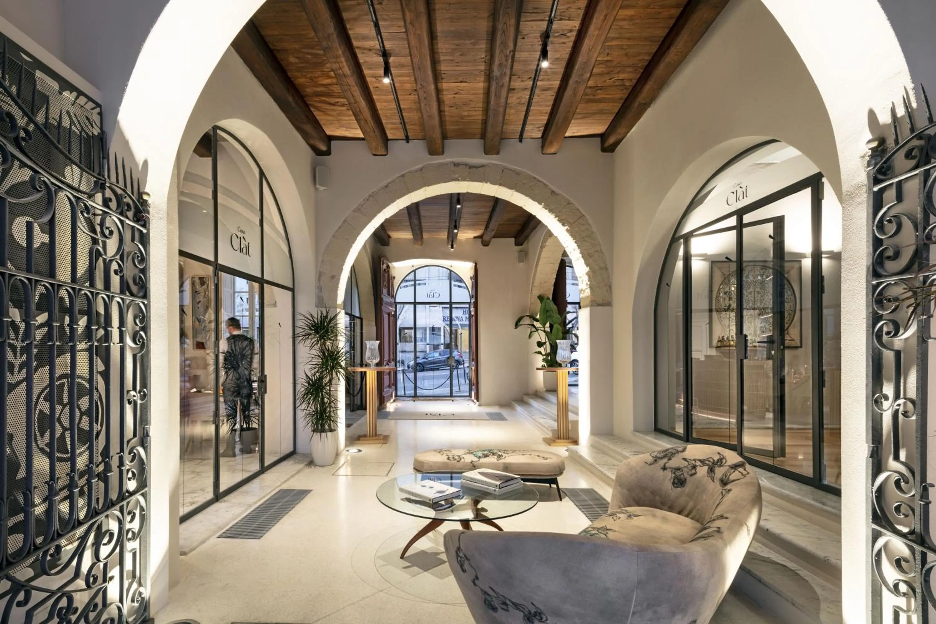 Lobby or reception in Casa Clàt - Boutique Hotel