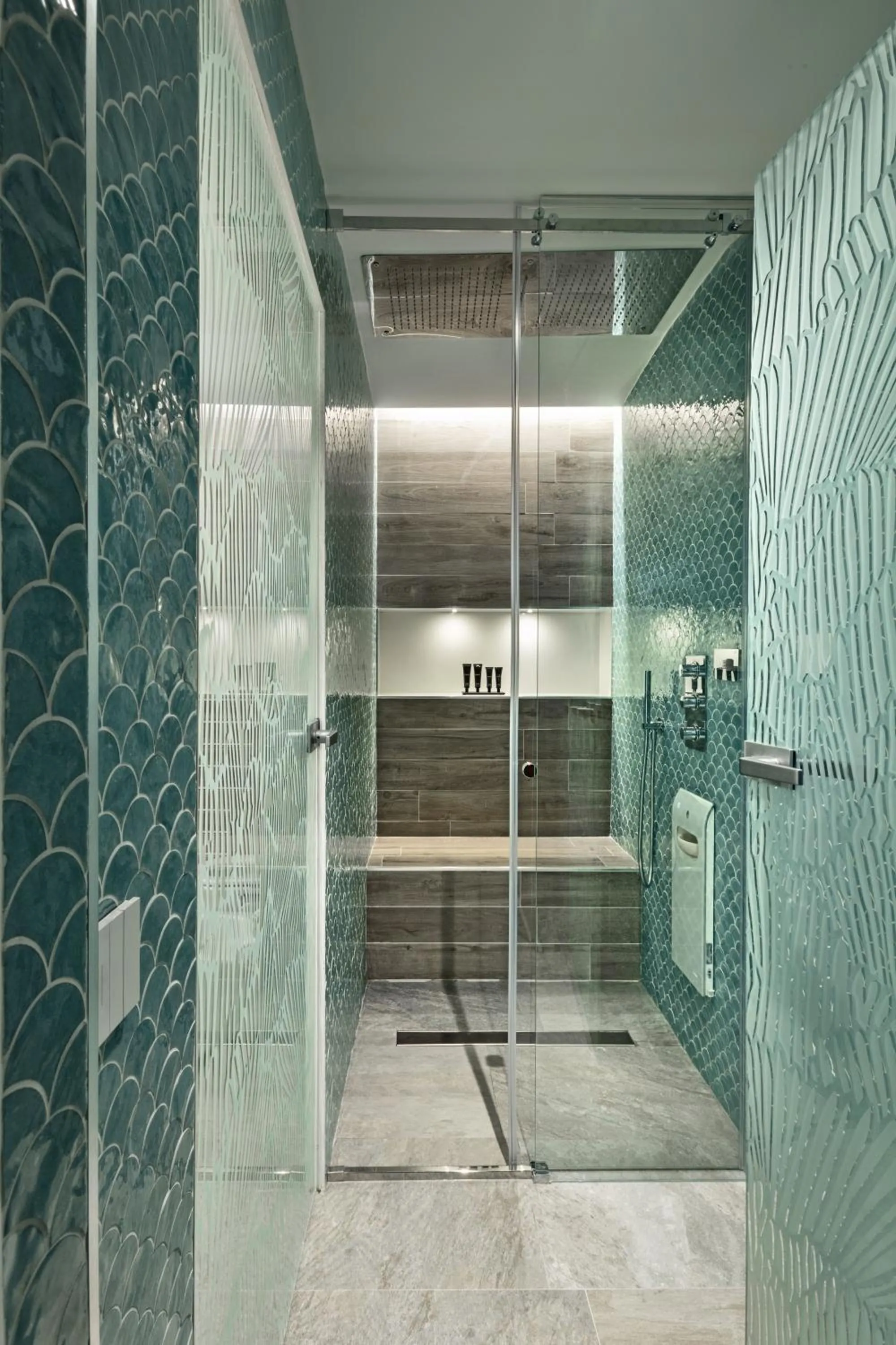 Shower in Casa Clàt - Boutique Hotel