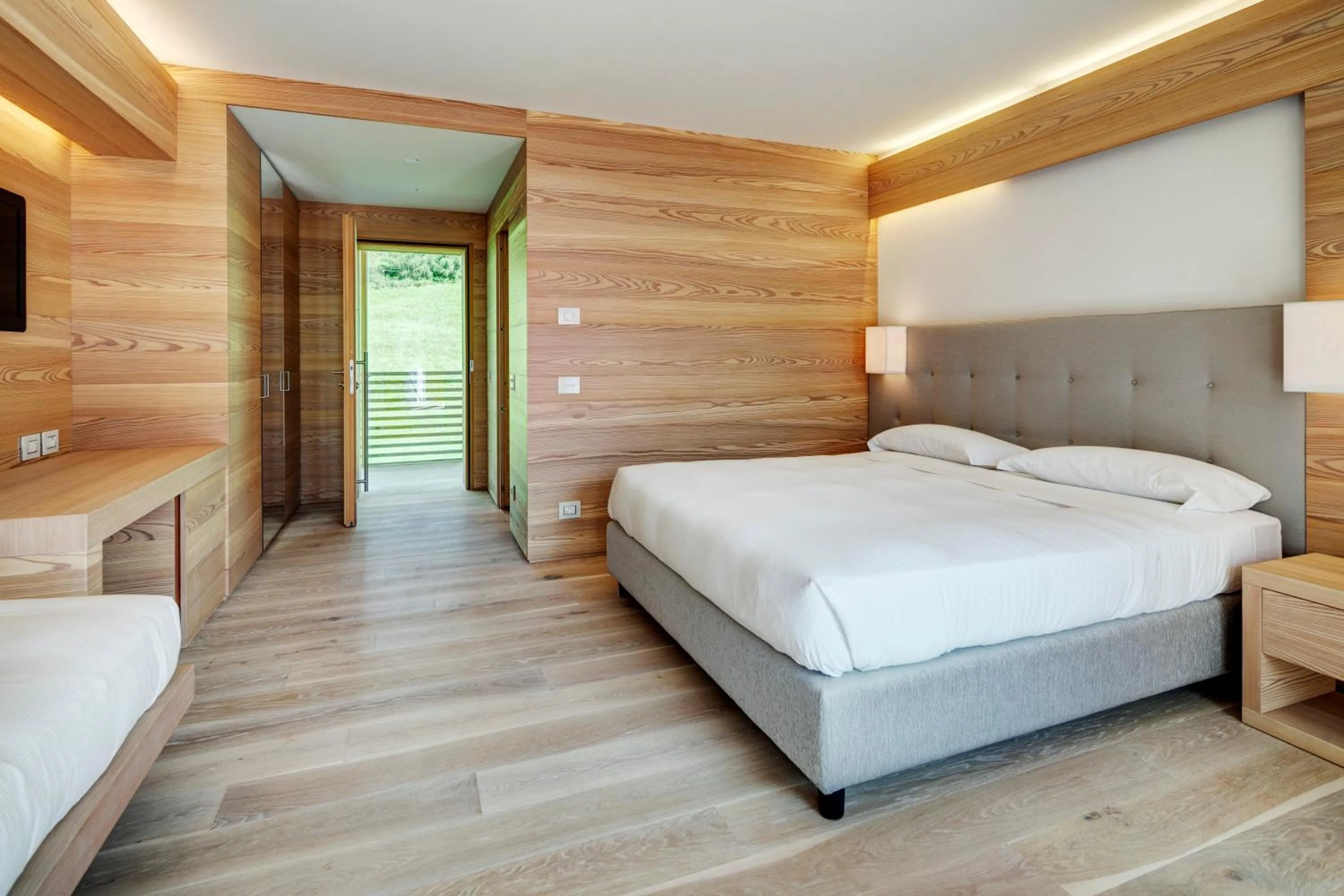 Photo of the whole room, Bed in Hotel Lajadira & Spa