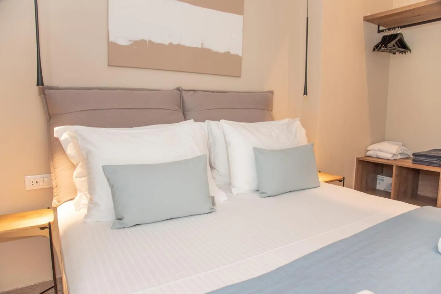 Bed in Kaiser Luxury Suites