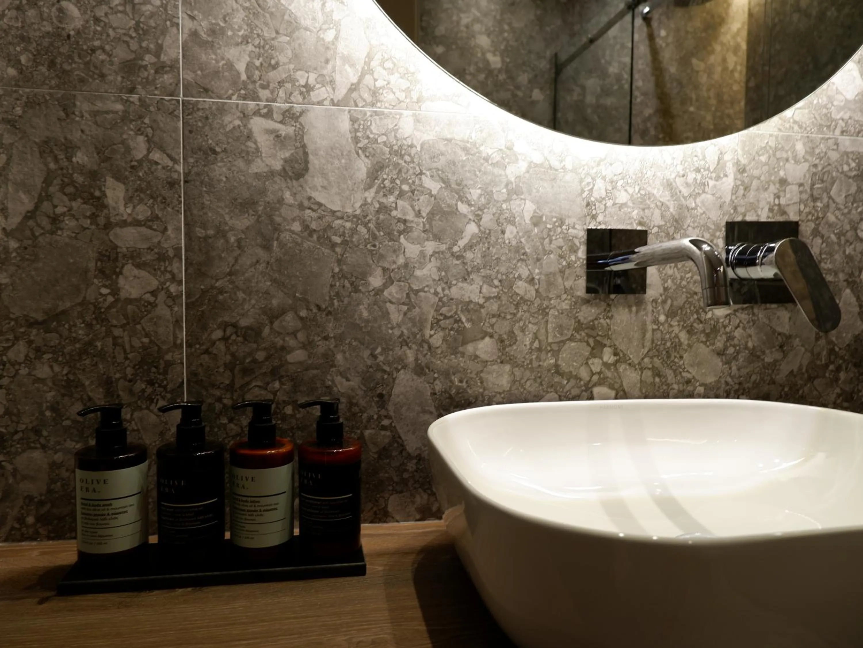 Kaiser Luxury Suites