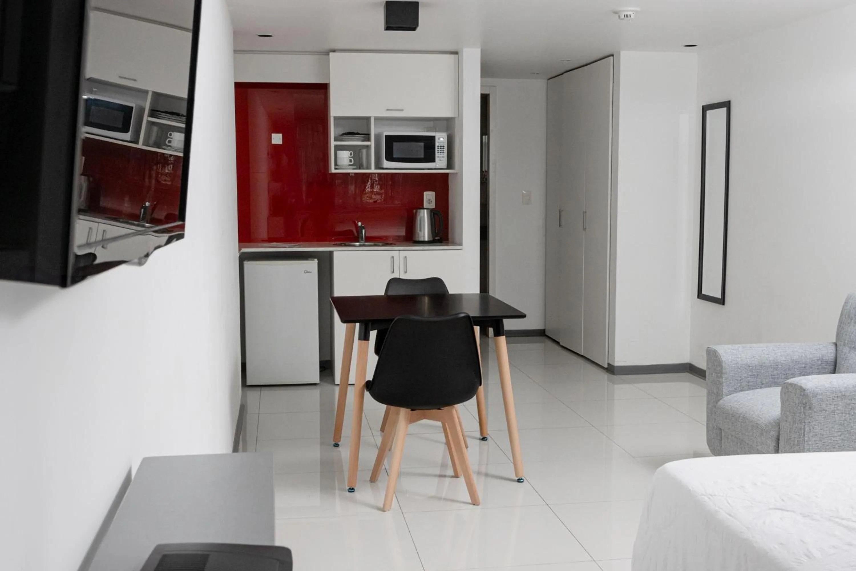 Kitchen or kitchenette in Hotel Gema Luxury Suites