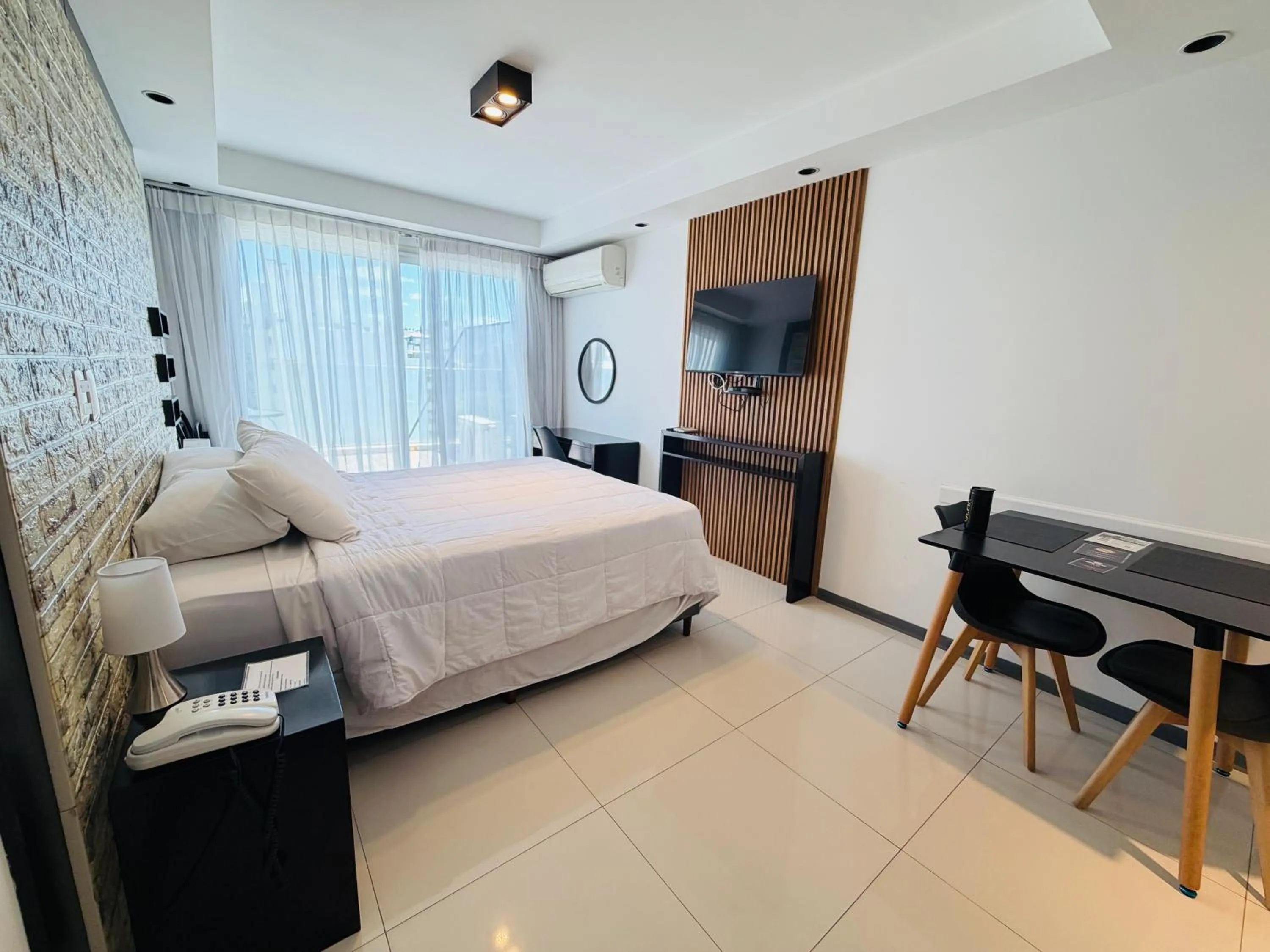 Bed in Hotel Gema Luxury Suites