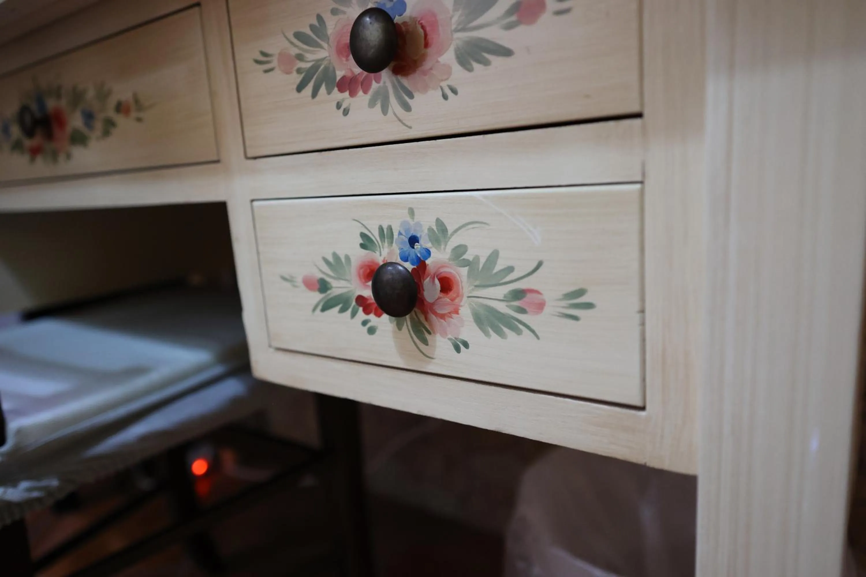 Bedroom, Bed in Rabatè