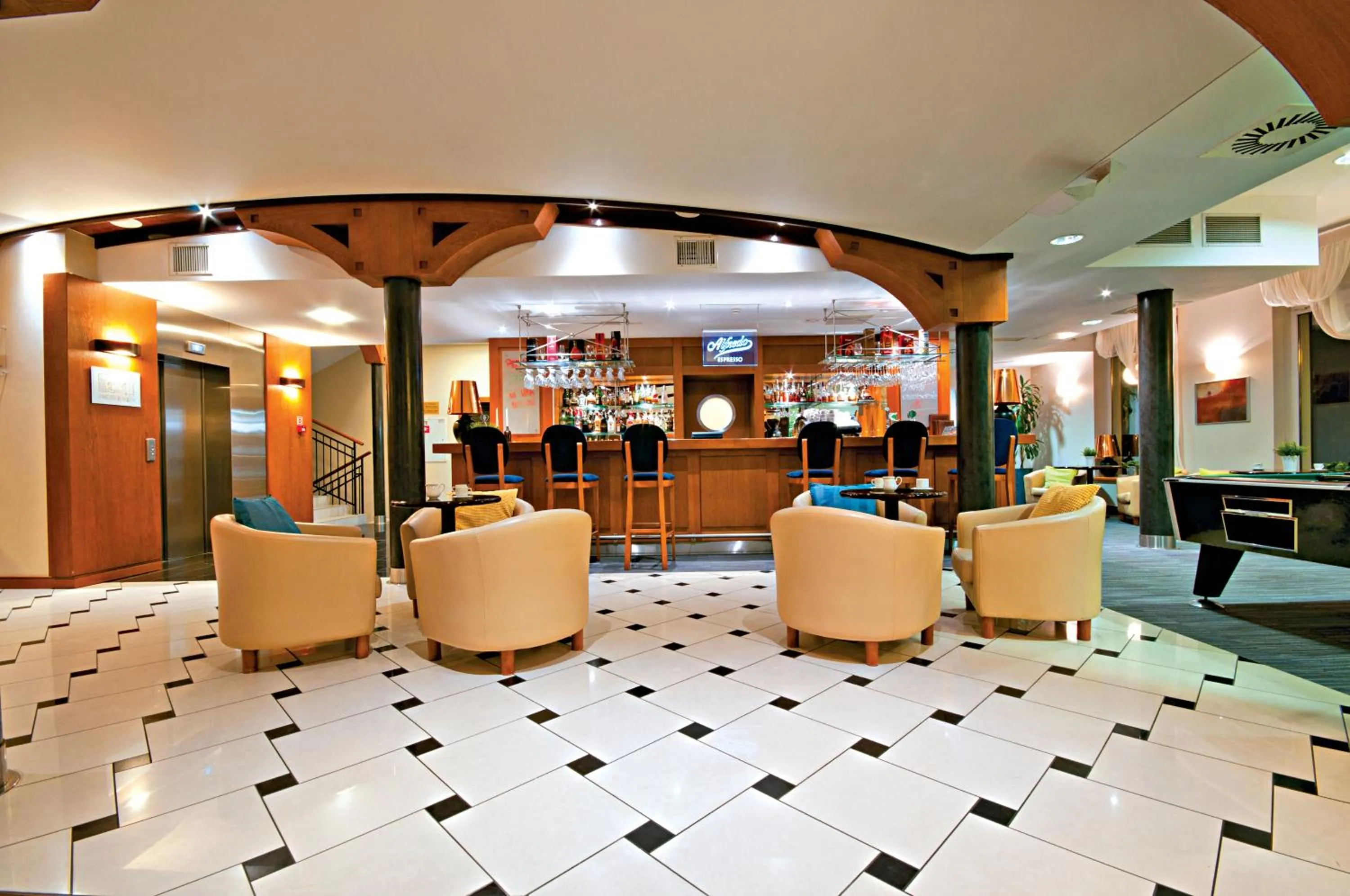 Lounge or bar in Łeba Hotel & Spa