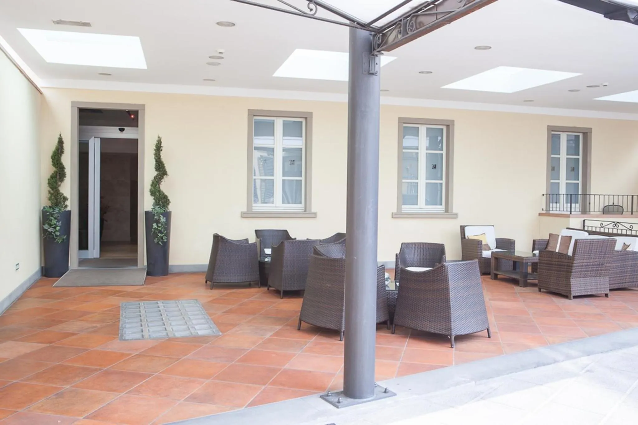 Balcony/Terrace in Hotel Embassy