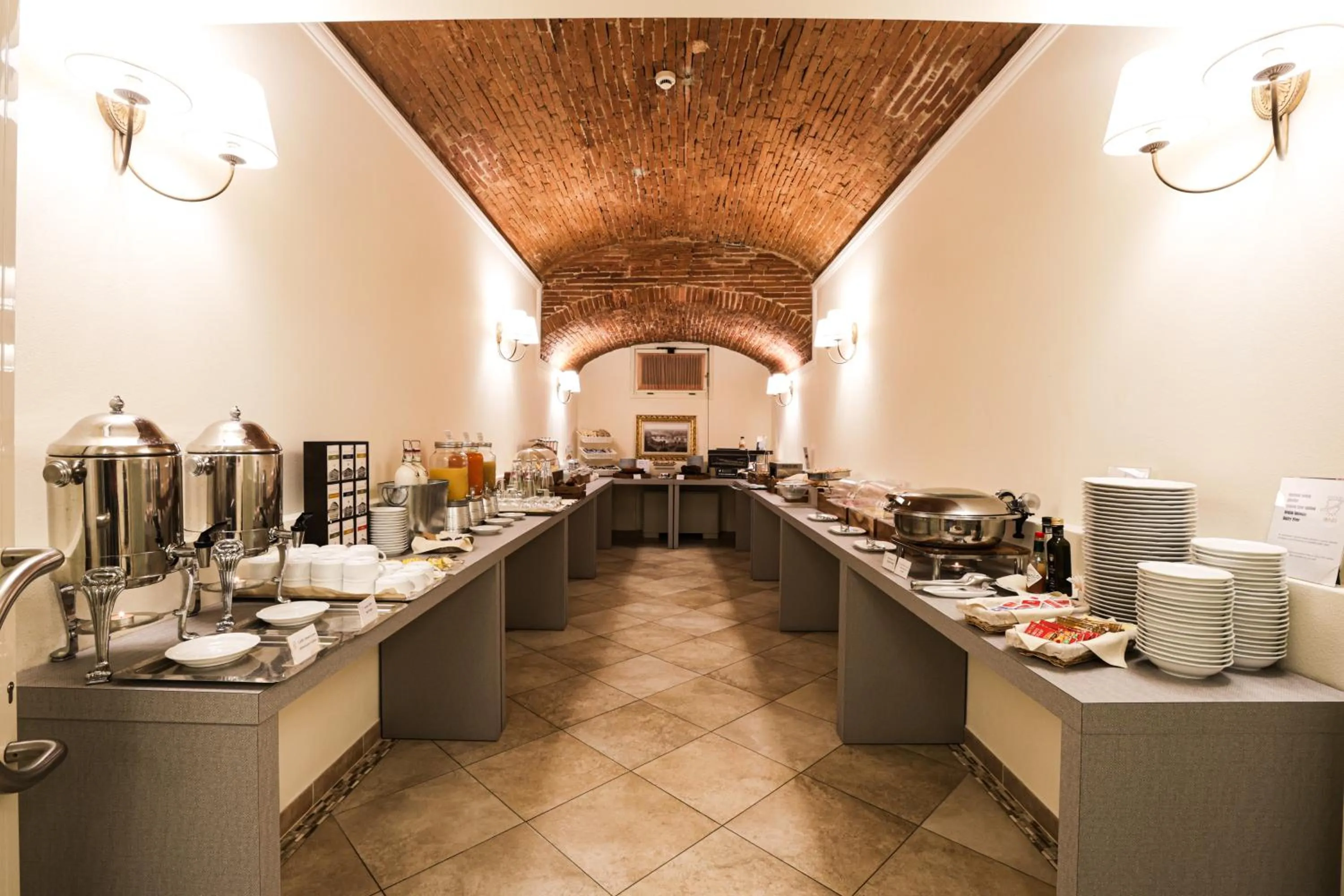 Breakfast in Hotel Embassy