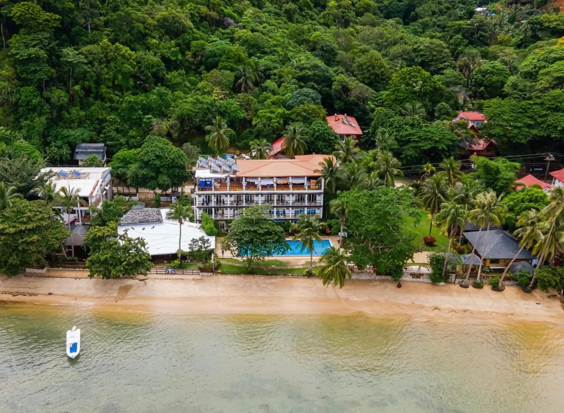 Property building in Doublegem Beach Resort and Hotel