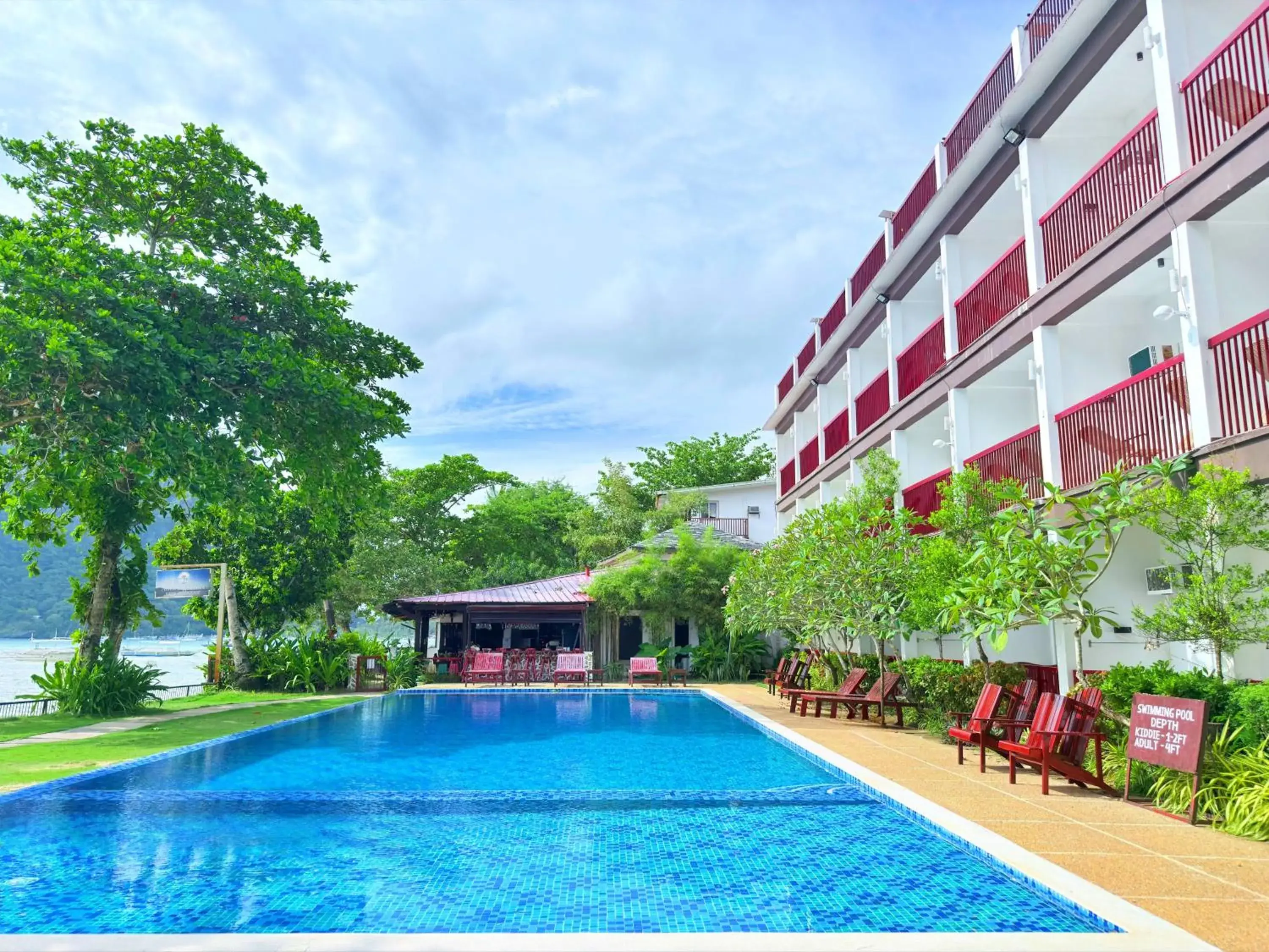 Oceanview Premiere King Plus with Pool Access in Doublegem Beach Resort and Hotel Oceanview Premiere King Plus with Pool Access in Doublegem Beach Resort and Hotel