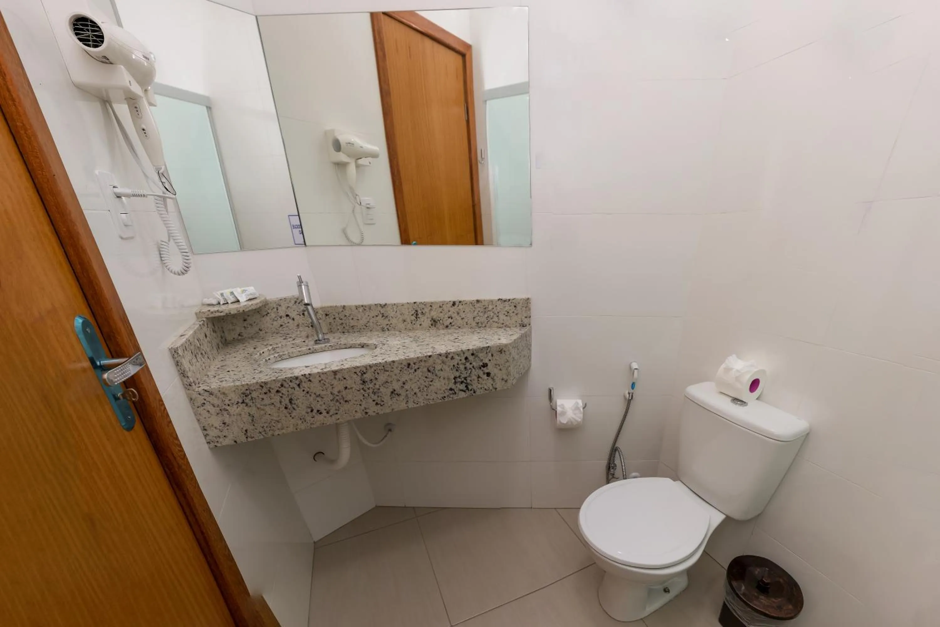 Pousada Roberto Monteiro - Frente Mar