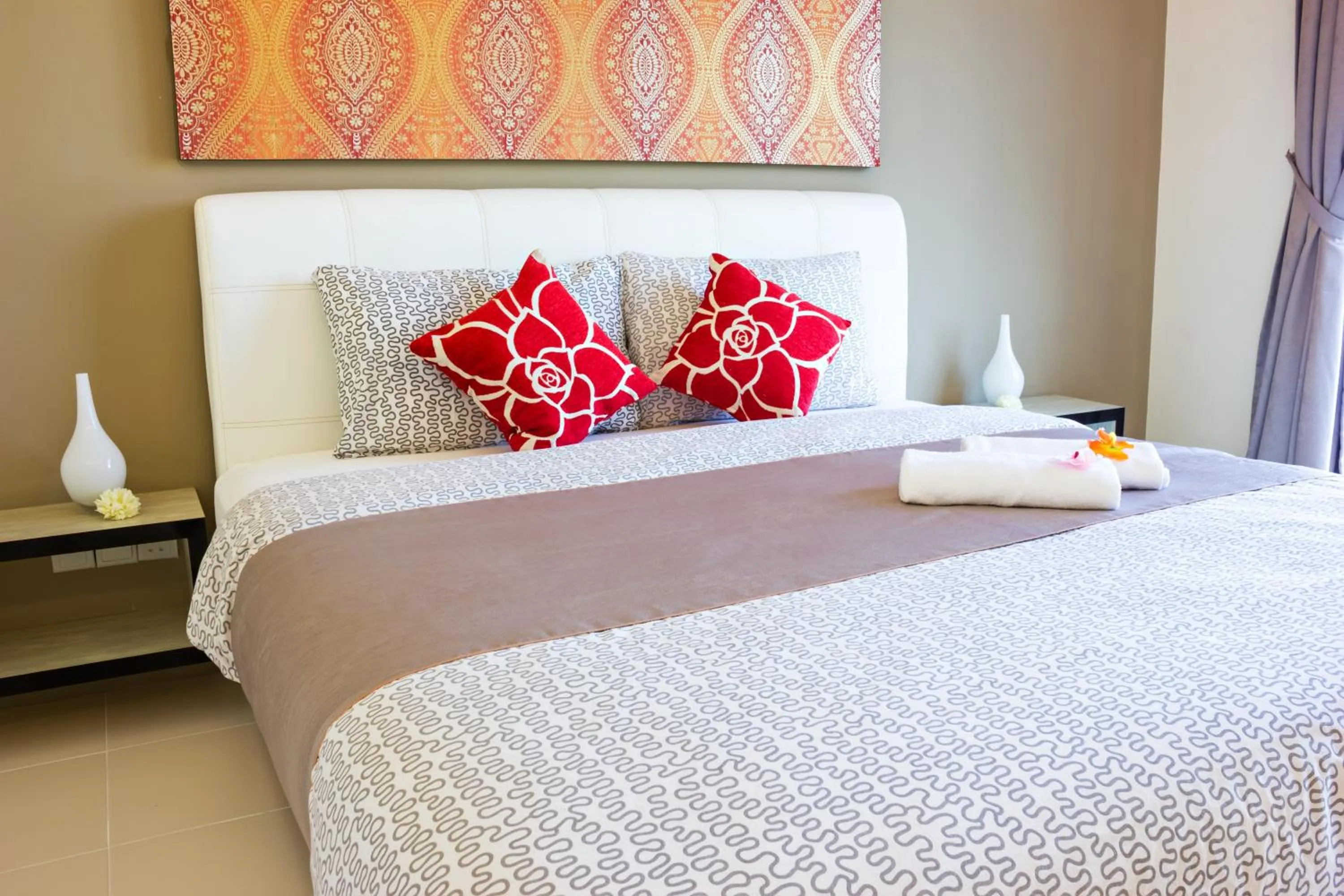 Bedroom, Bed in Shamrock Beach Villas Batu Ferringhi Penang