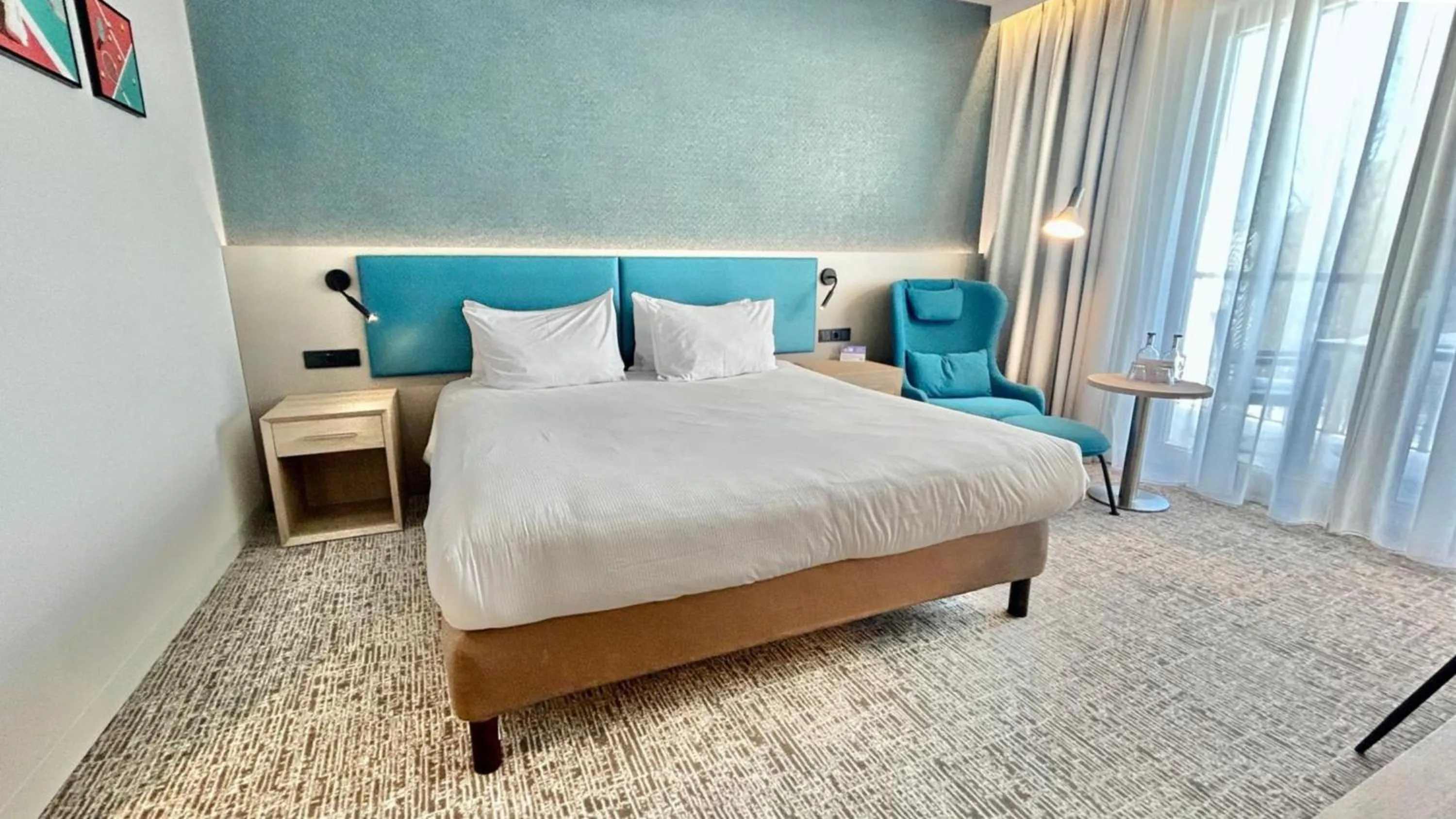 Photo of the whole room, Bed in Holiday Inn Resort Warsaw Józefów by IHG