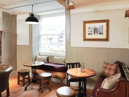 Lounge or bar in The Lamb at Angmering