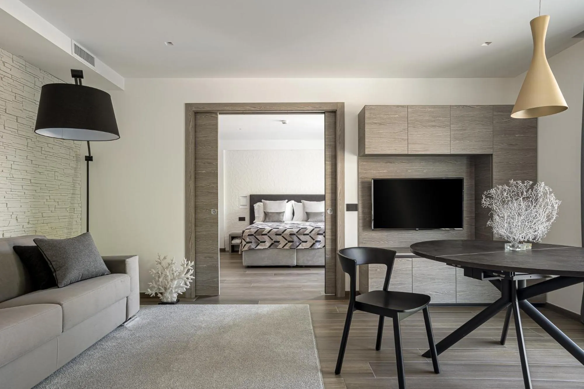 Living room, Bed in Hotel Italia Palace