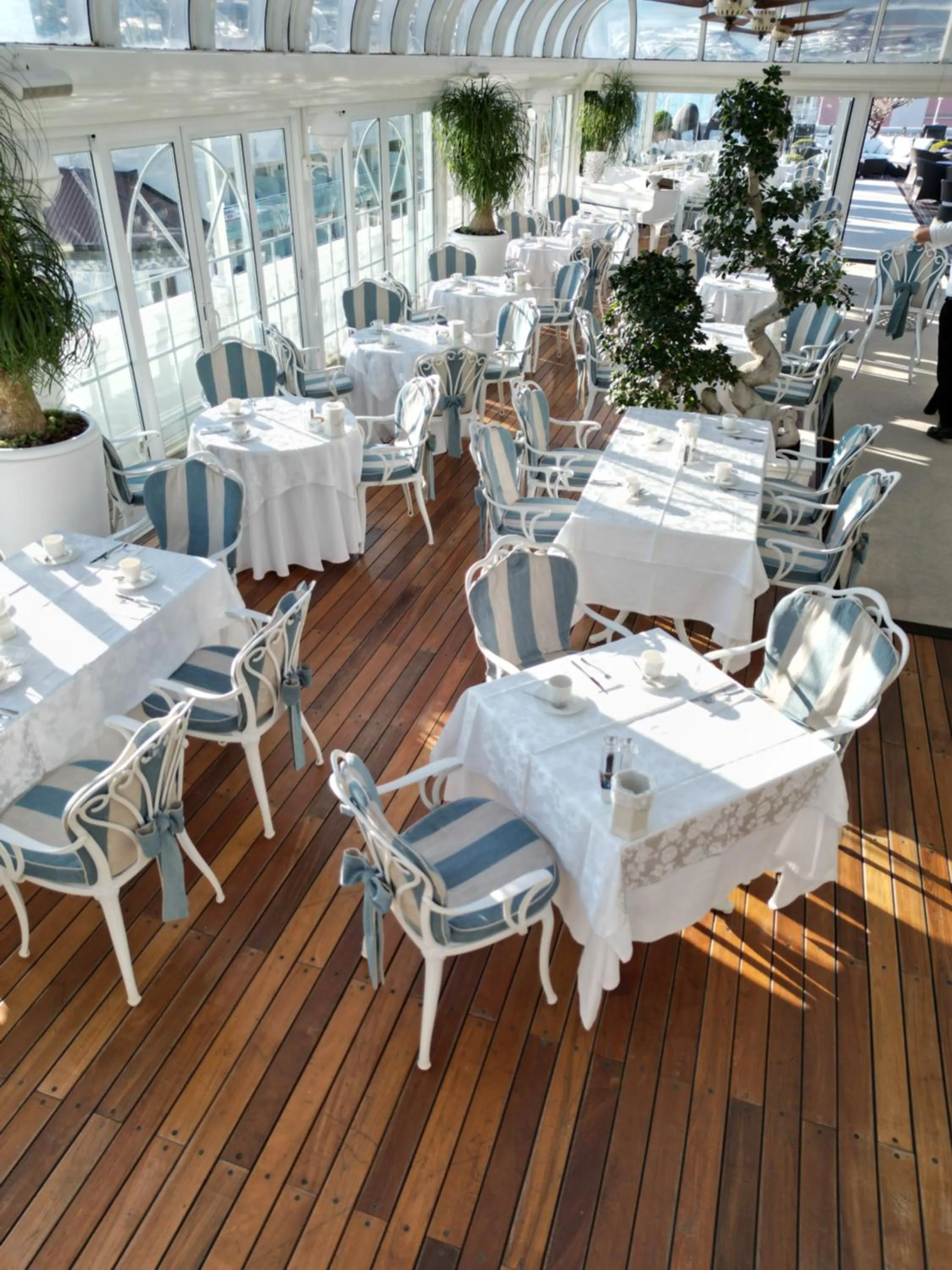 Restaurant/places to eat in Hotel Italia Palace