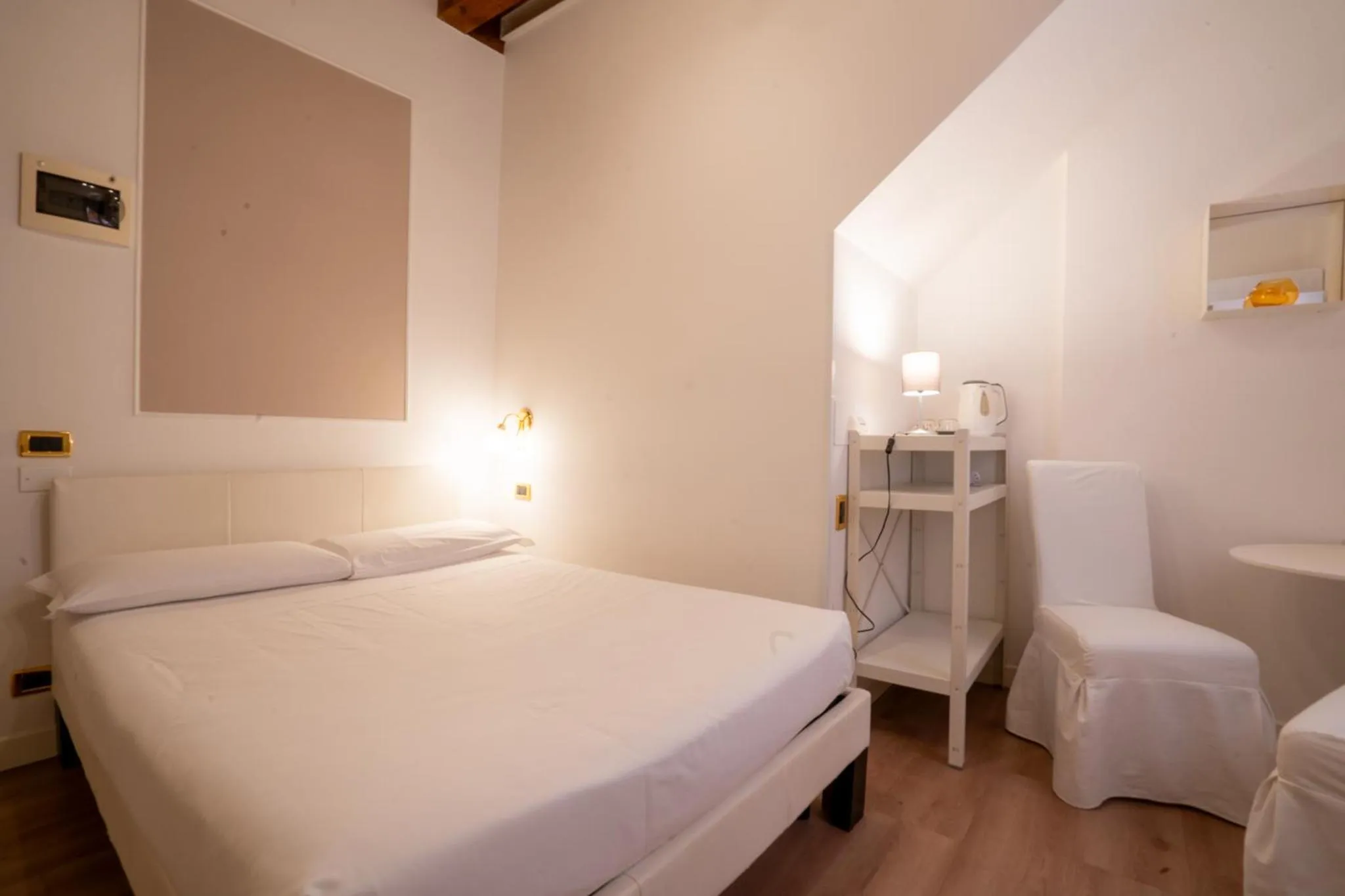 Bathroom, Bed in Alla Corte Rossa