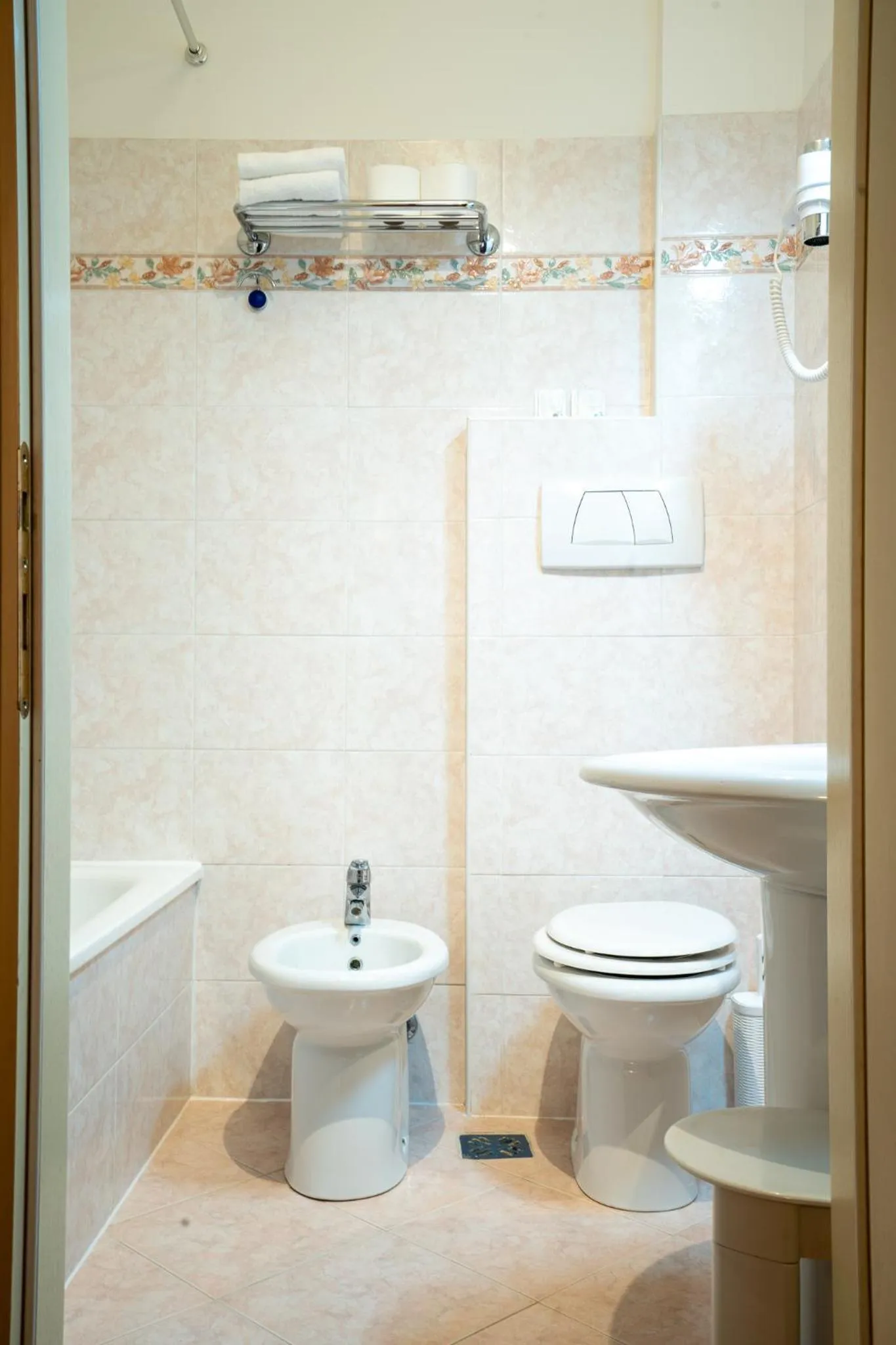 Toilet in Alla Corte Rossa