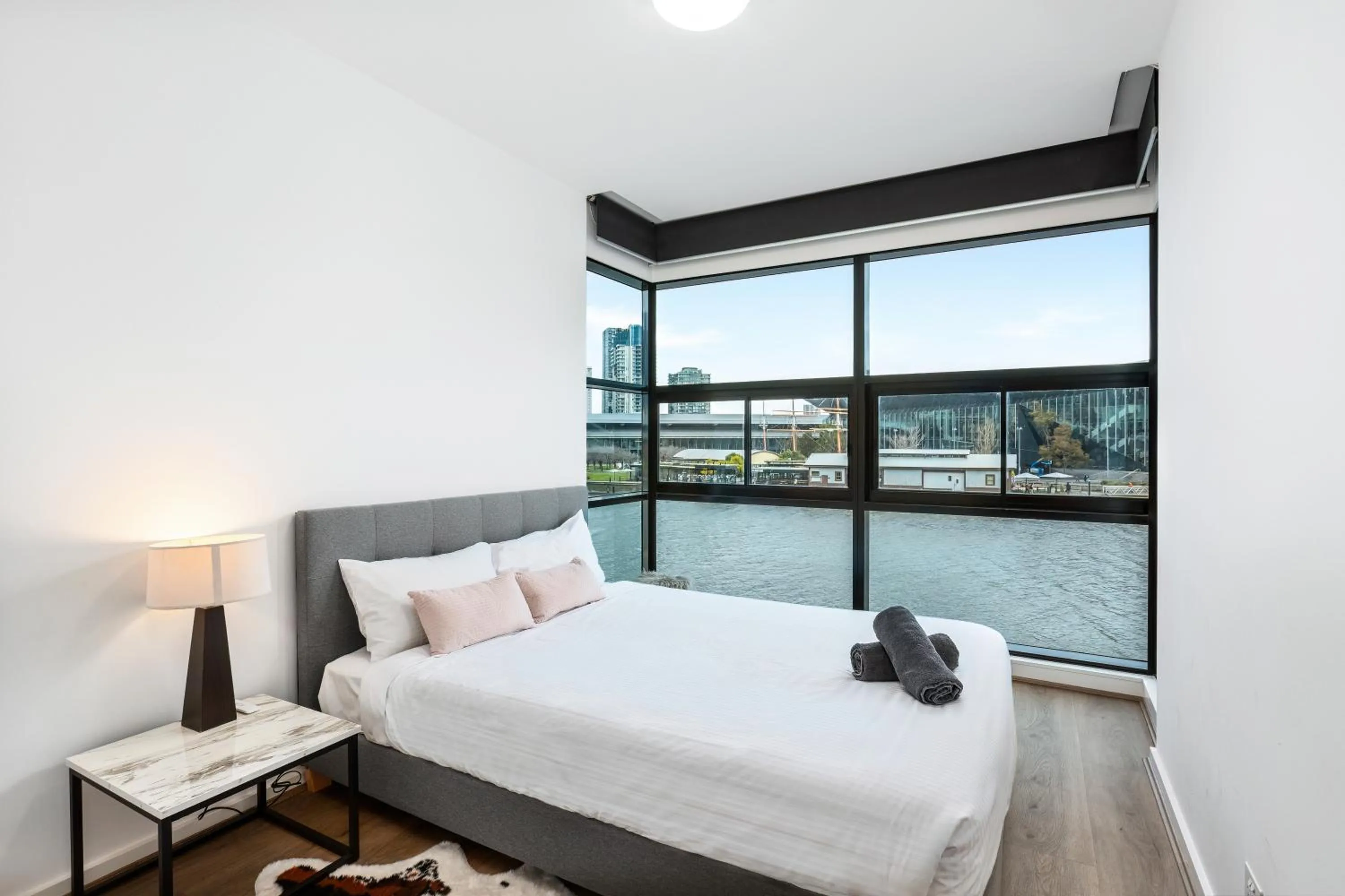 View (from property/room), Bed in Melbourne Holiday Apartments Flinders Wharf