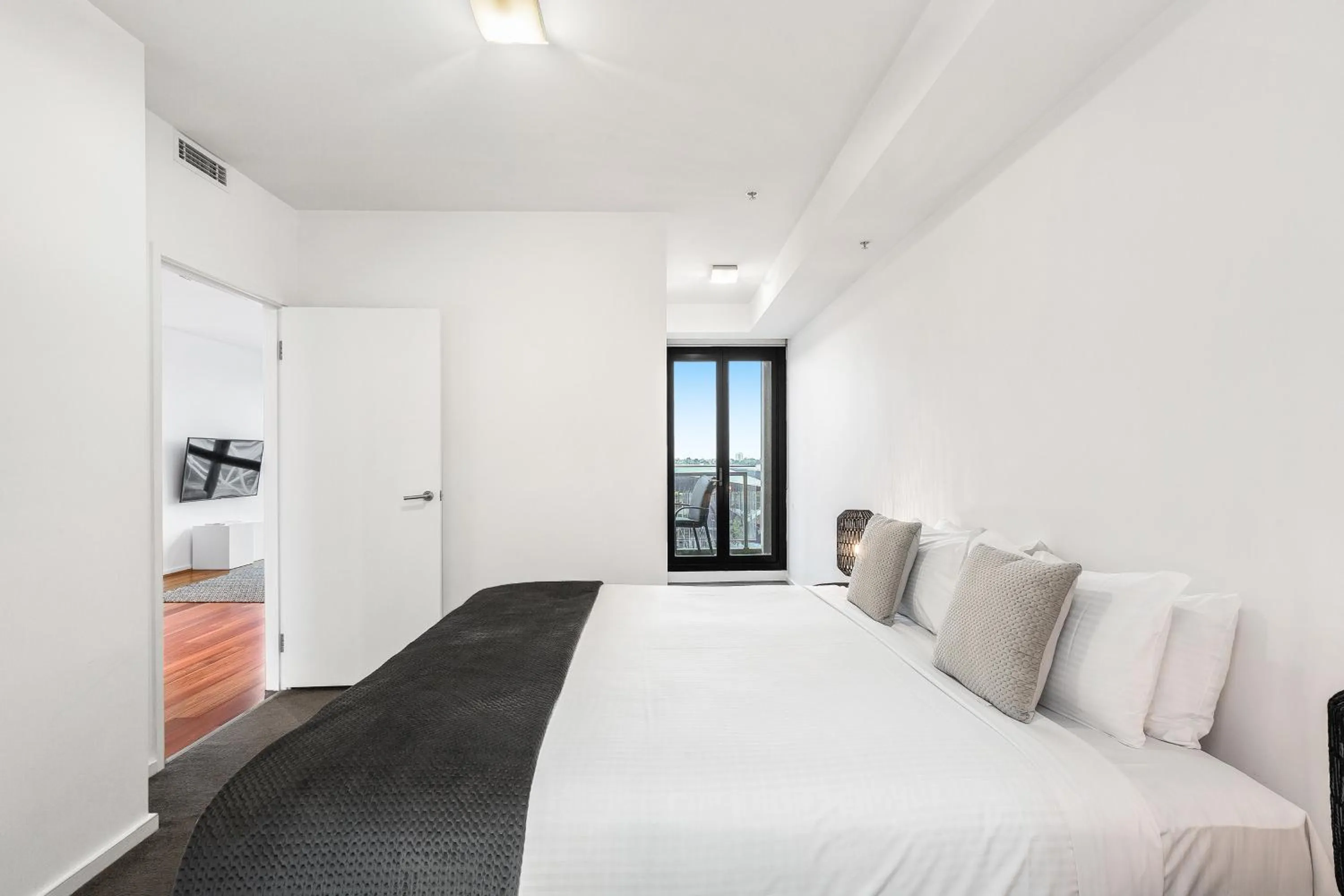 Bedroom, Bed in Melbourne Holiday Apartments Flinders Wharf