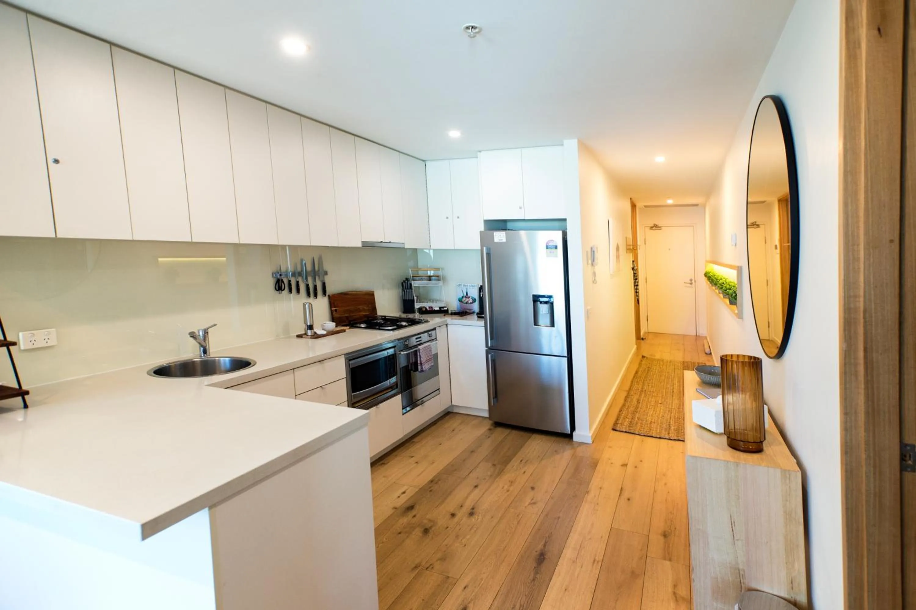 Kitchen or kitchenette in Melbourne Holiday Apartments Flinders Wharf