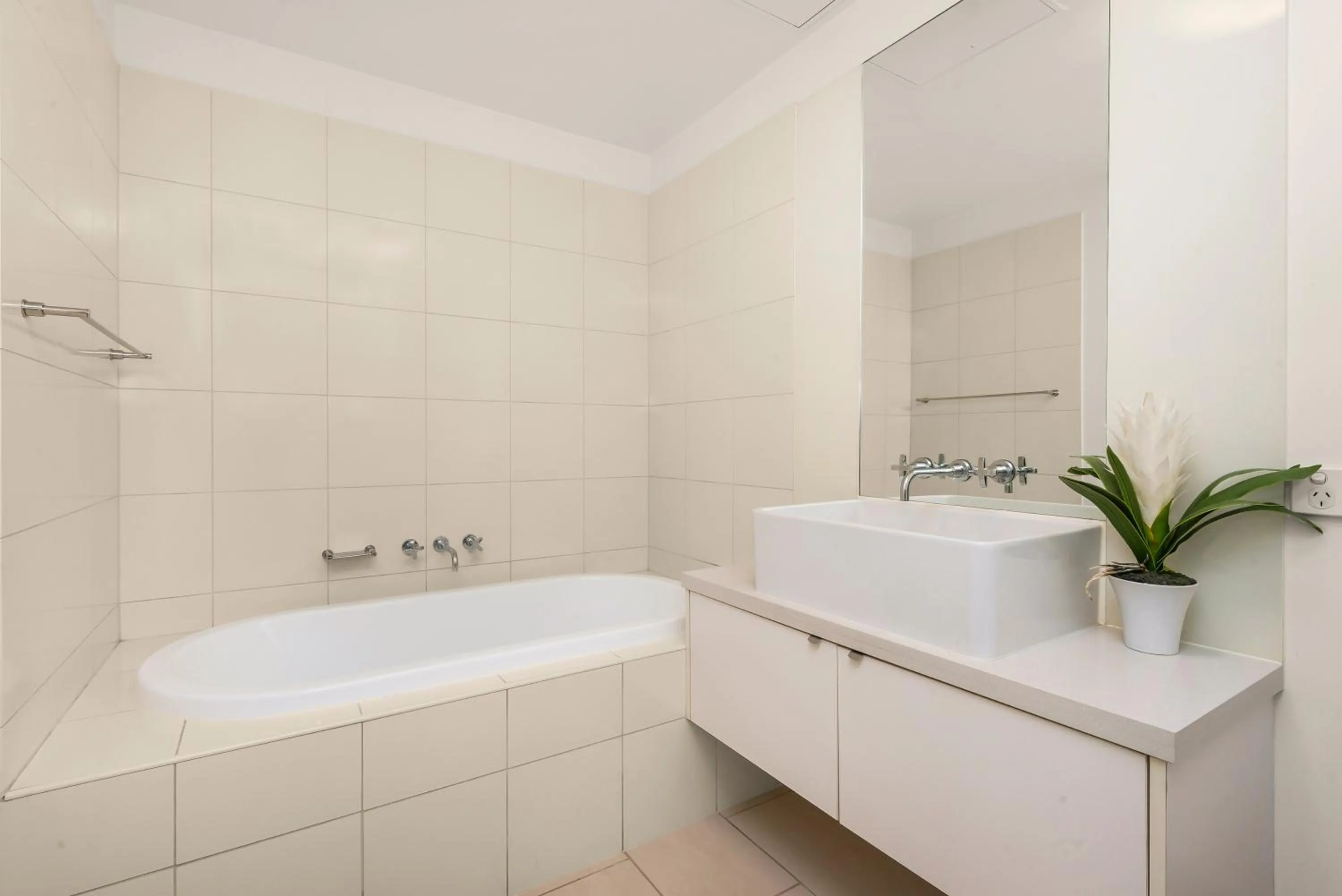 Bathroom in Melbourne Holiday Apartments Flinders Wharf