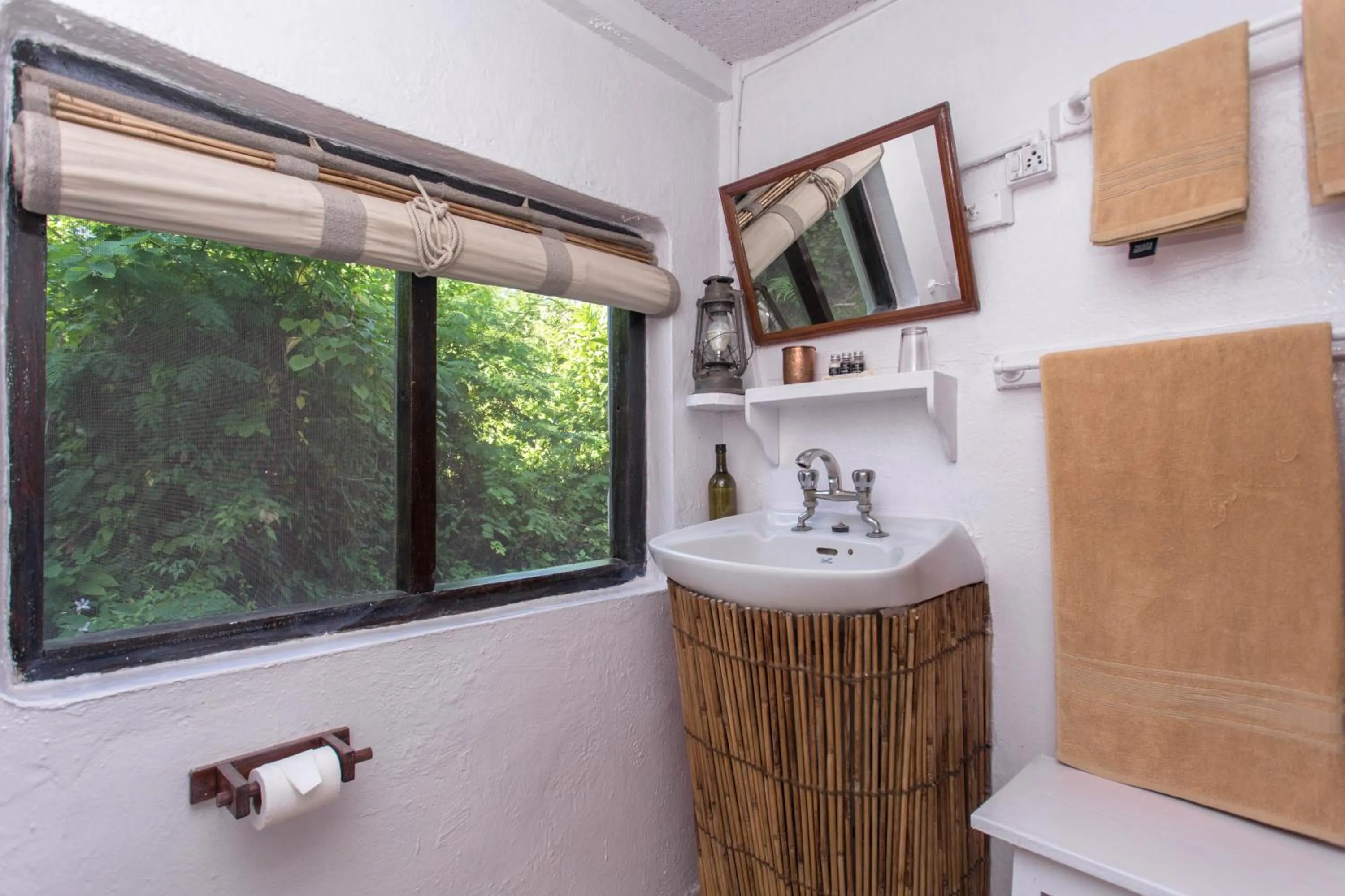 Bathroom in Tiger Tops Tharu Lodge