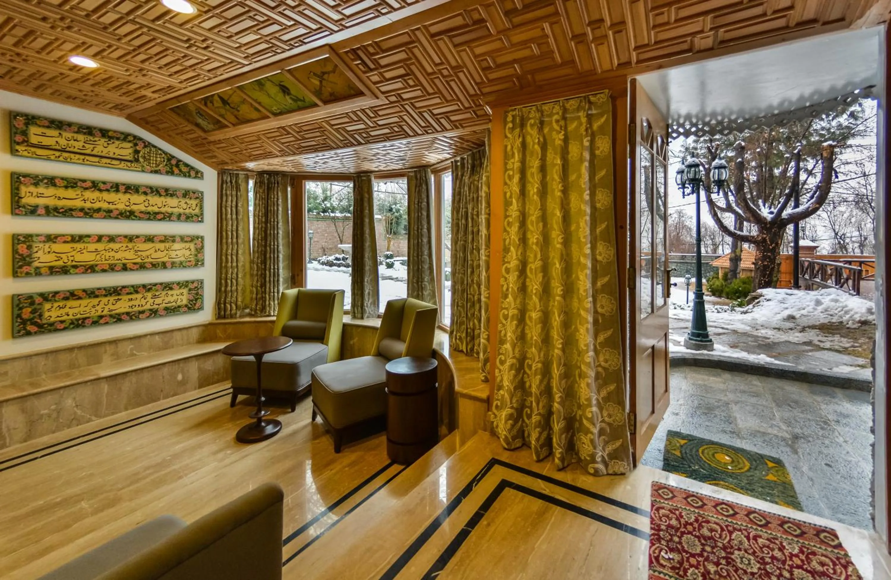 Lobby or reception in HOTEL METROPOLIS SRINAGAR