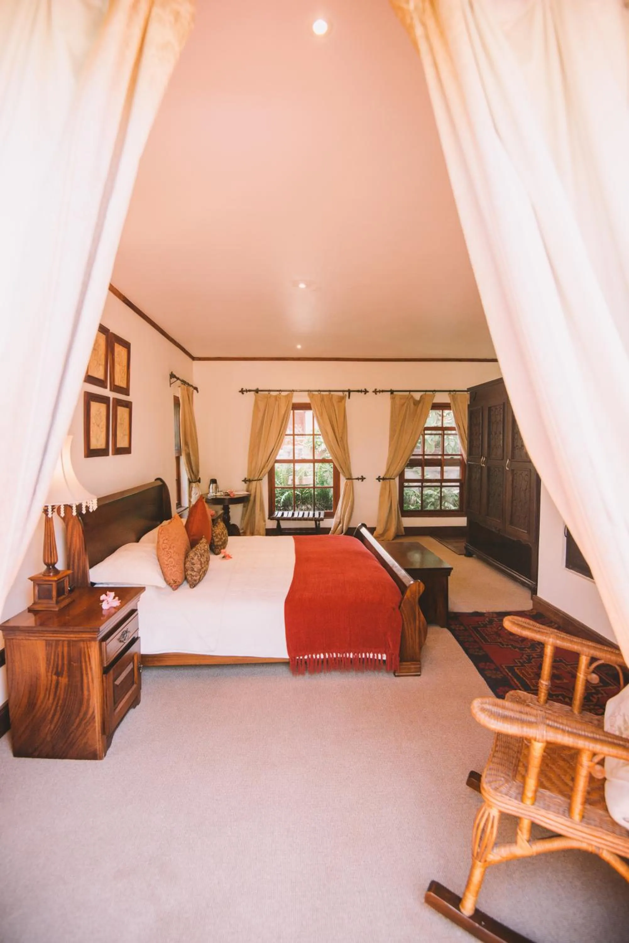 Photo of the whole room, Bed in The Manor at Ngorongoro