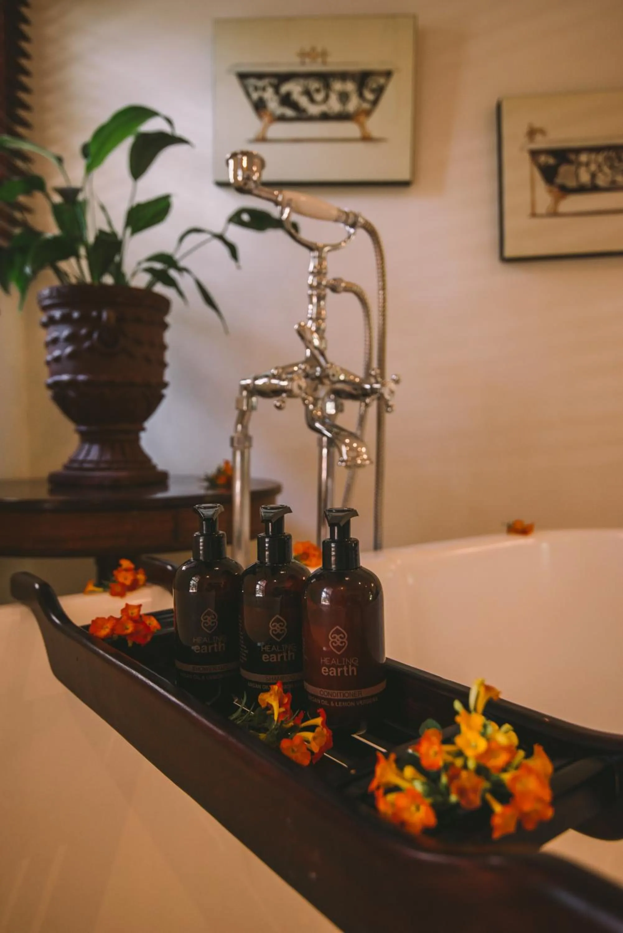 Bathroom in The Manor at Ngorongoro