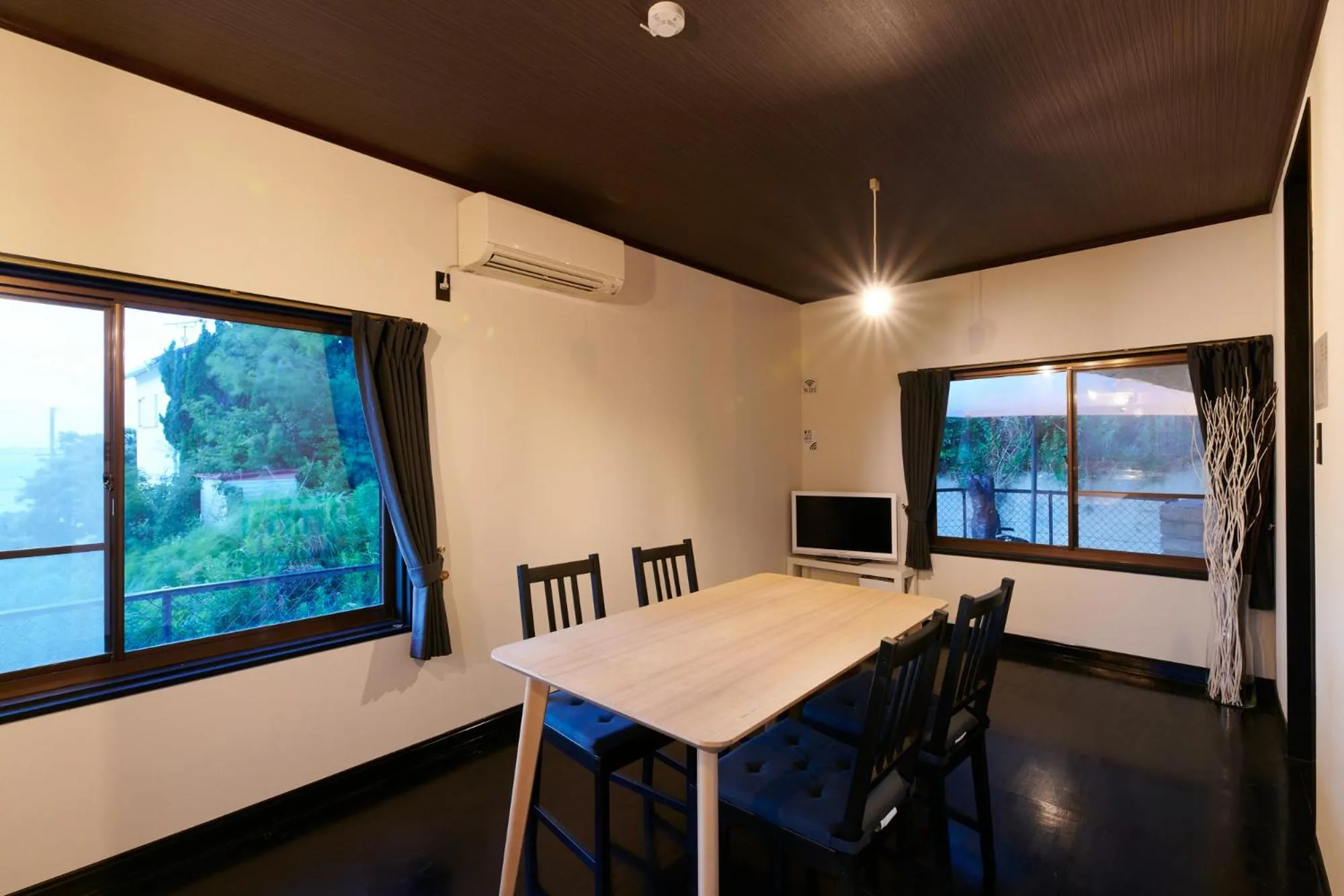 TV and multimedia in Awaji Aquamarine Resort #3 BBQ OK! - Self Check-In Only