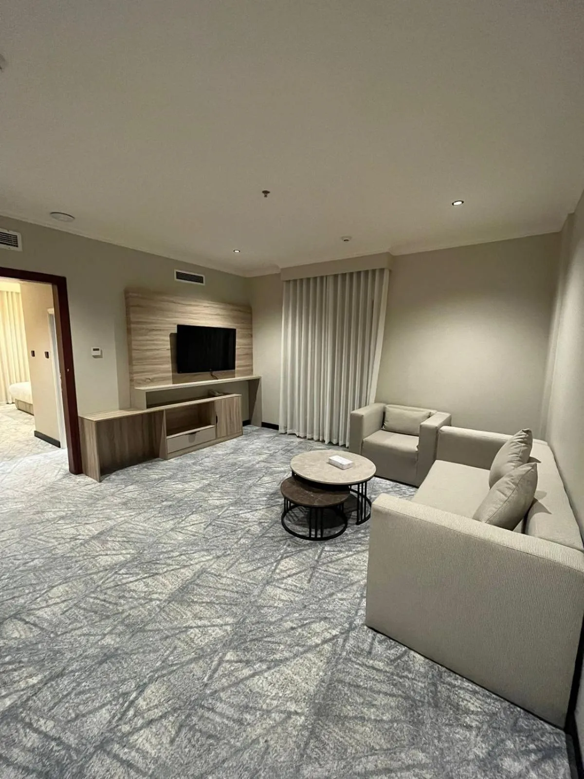 TV and multimedia in Villa Park