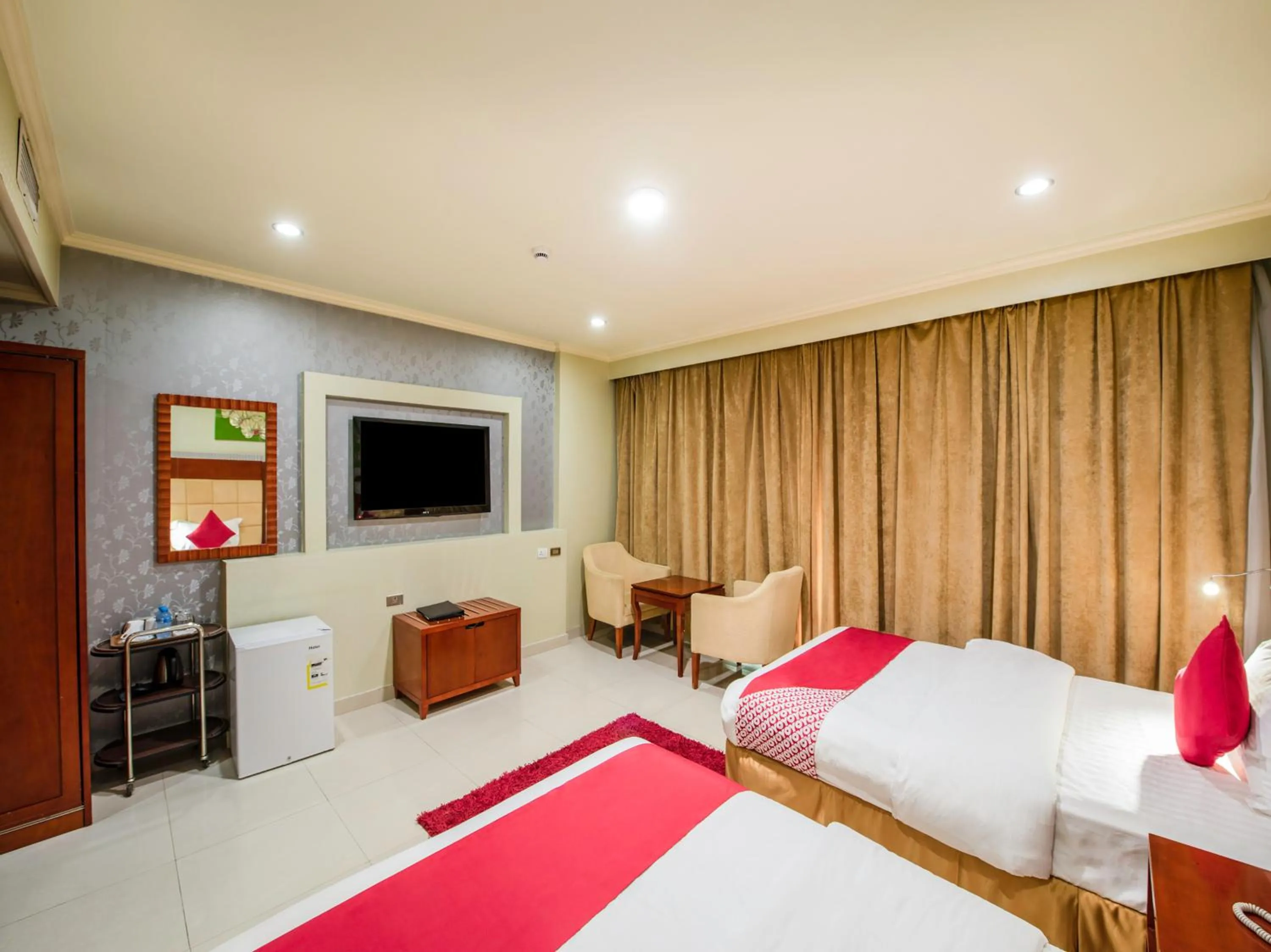 Bedroom, Bed in Villa Park