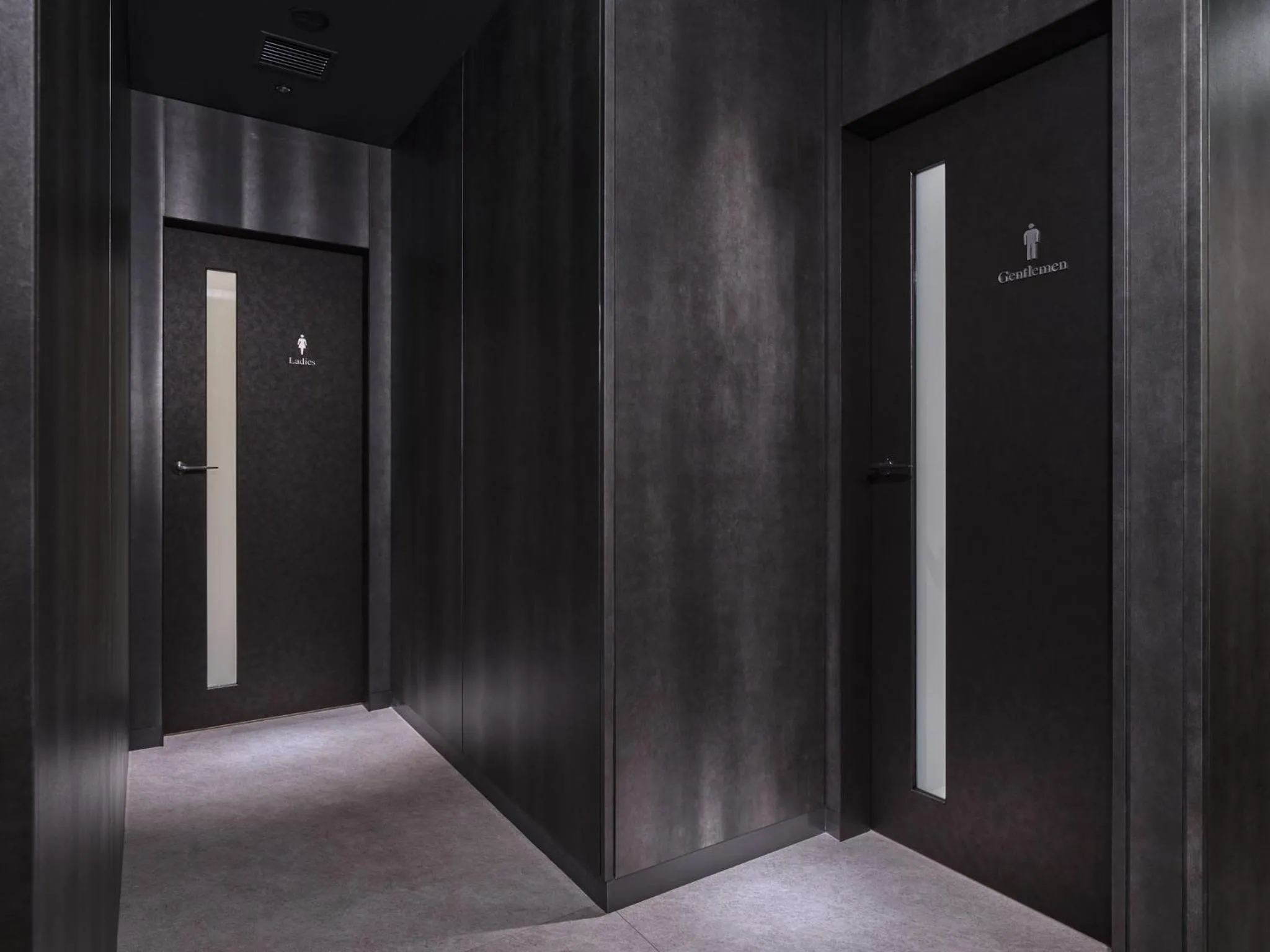 Toilet in Villa Fontaine Grand Osaka Umeda