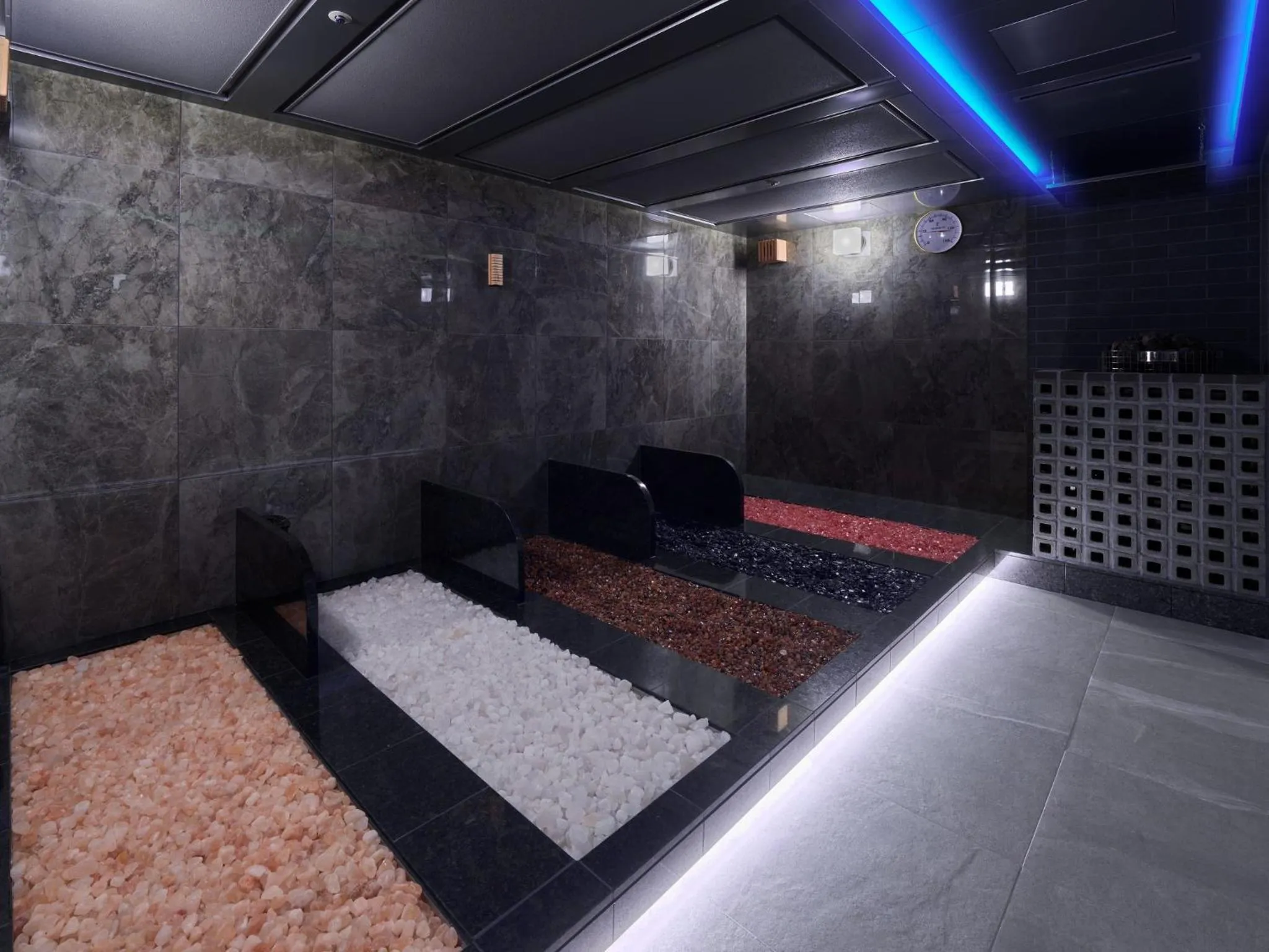 Spa and wellness centre/facilities in Villa Fontaine Grand Osaka Umeda