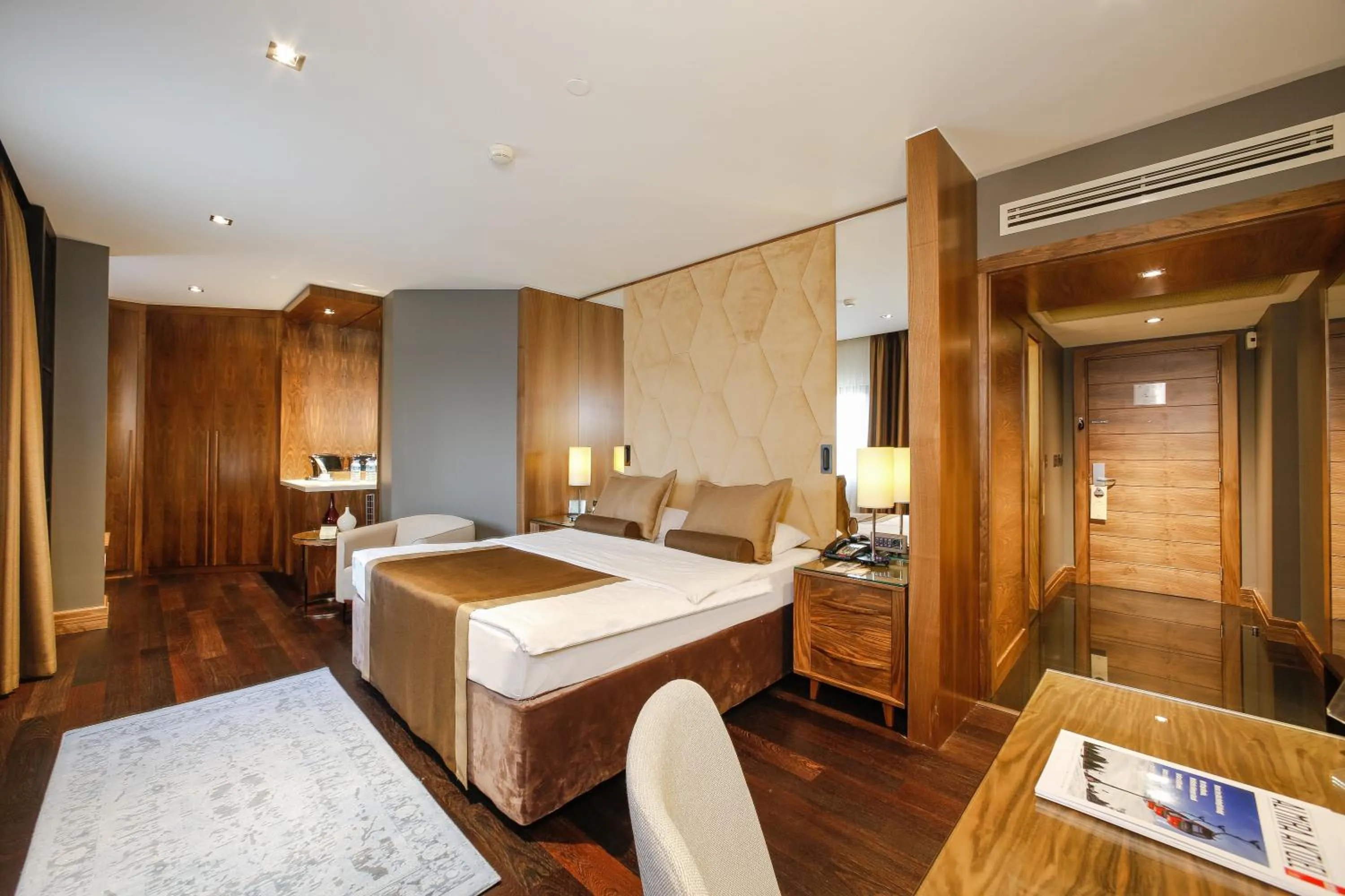 Photo of the whole room, Bed in Almira Hotel Thermal Spa & Convention Center