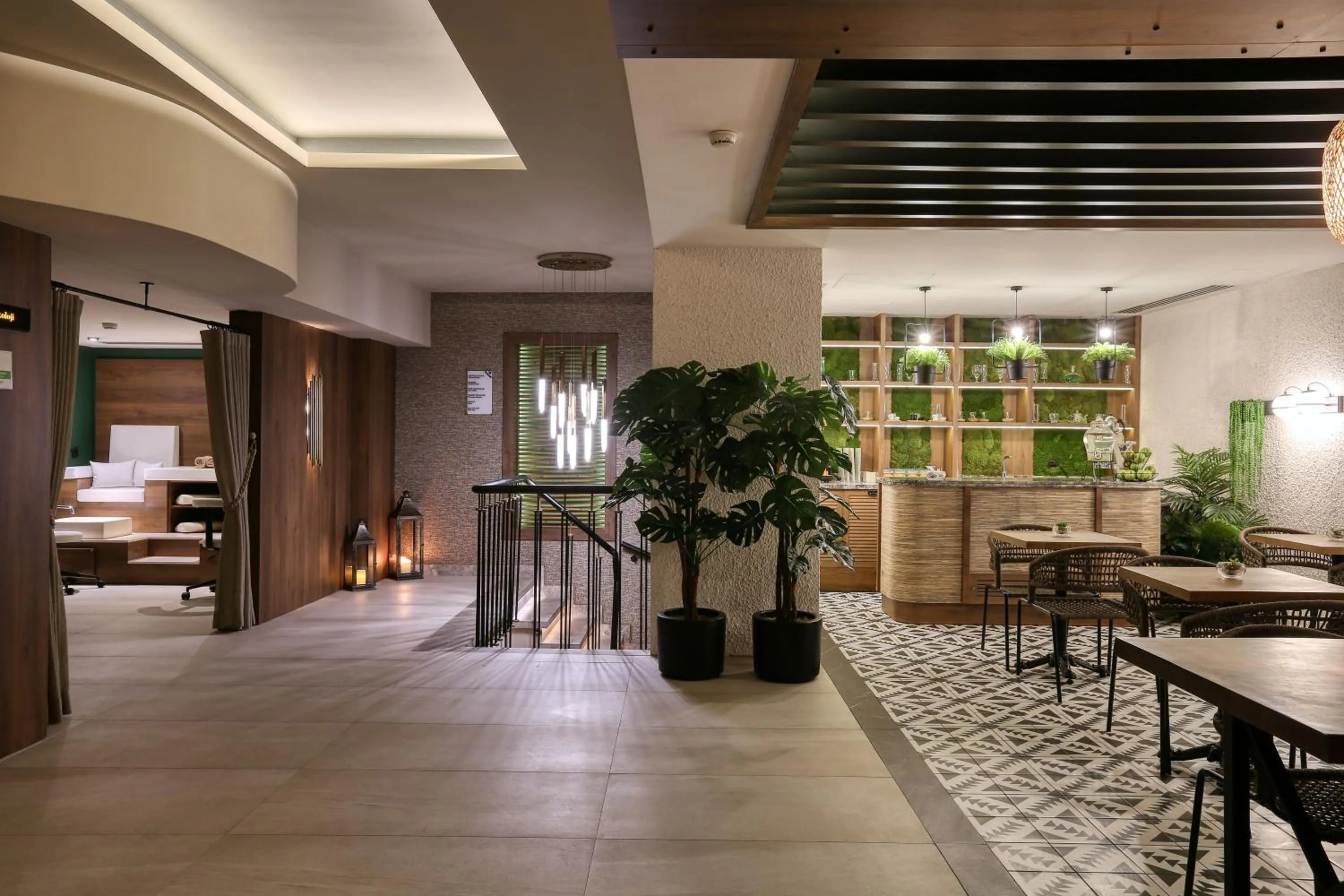 Spa and wellness centre/facilities in Almira Hotel Thermal Spa & Convention Center