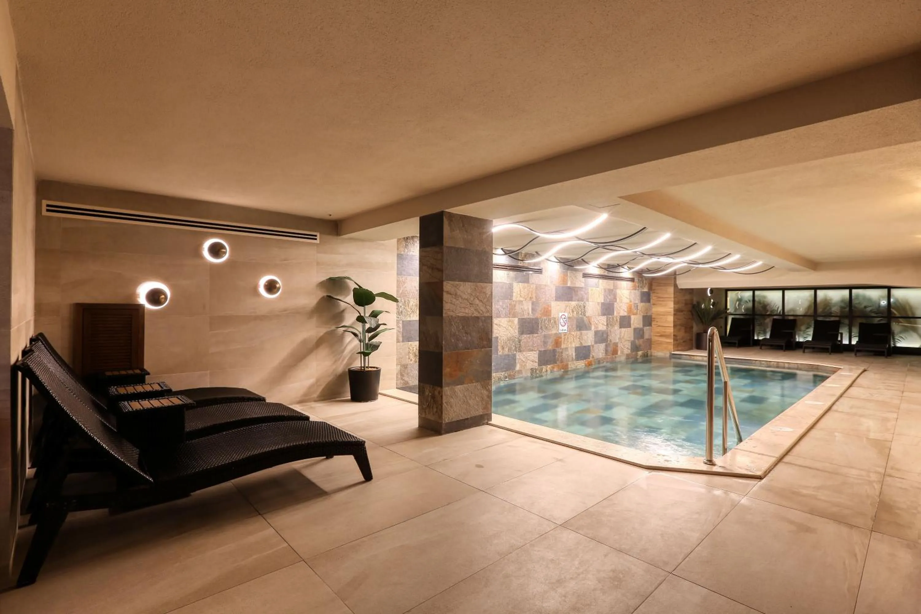 Spa and wellness centre/facilities in Almira Hotel Thermal Spa & Convention Center