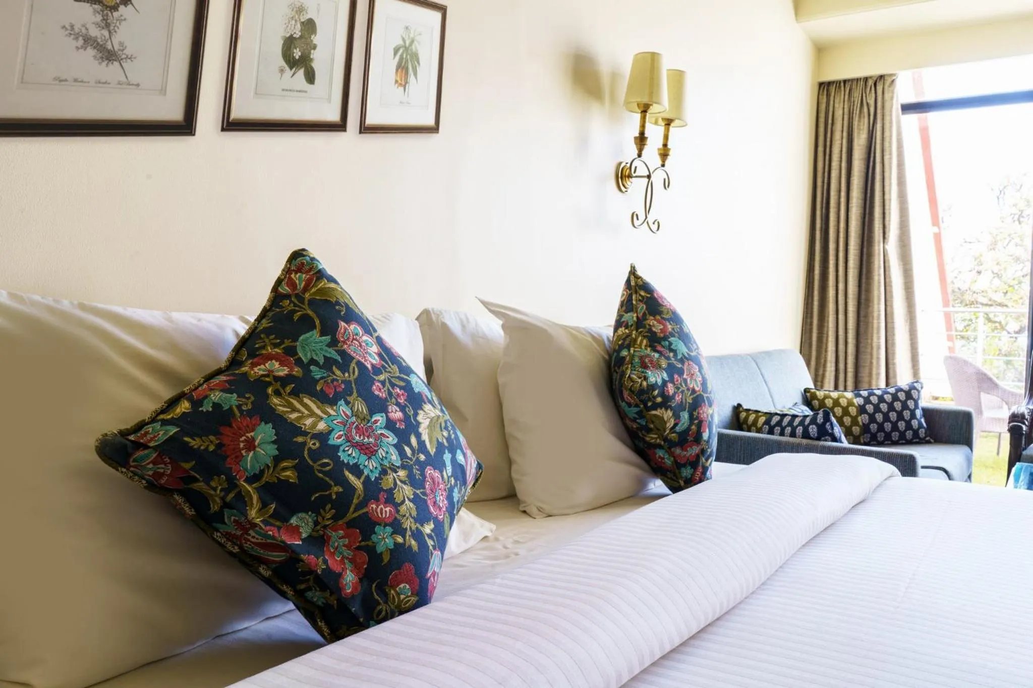 Bed in Valley View Beacon Resort