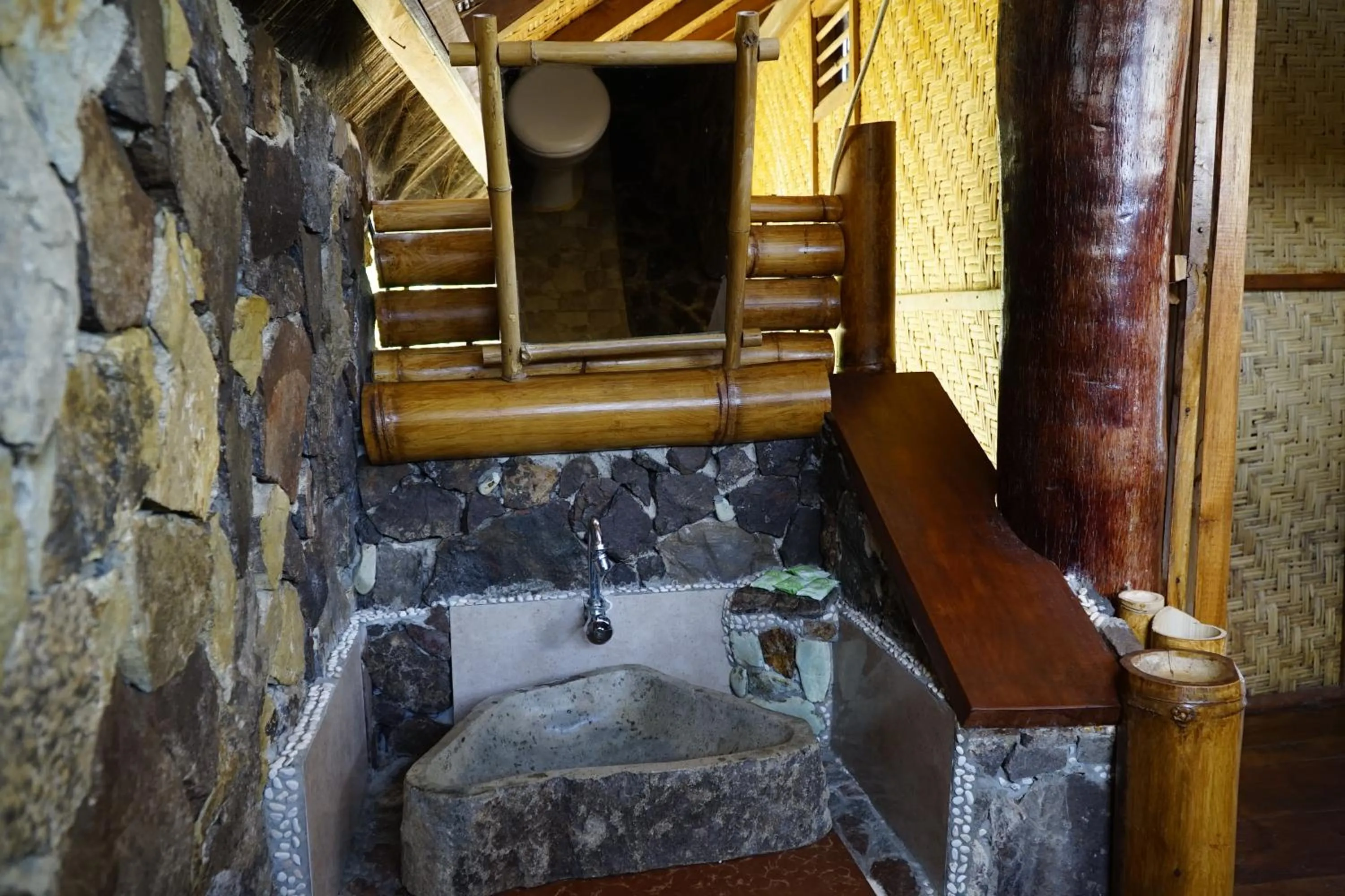 Bathroom in Waecicu Eden Beach Hotel