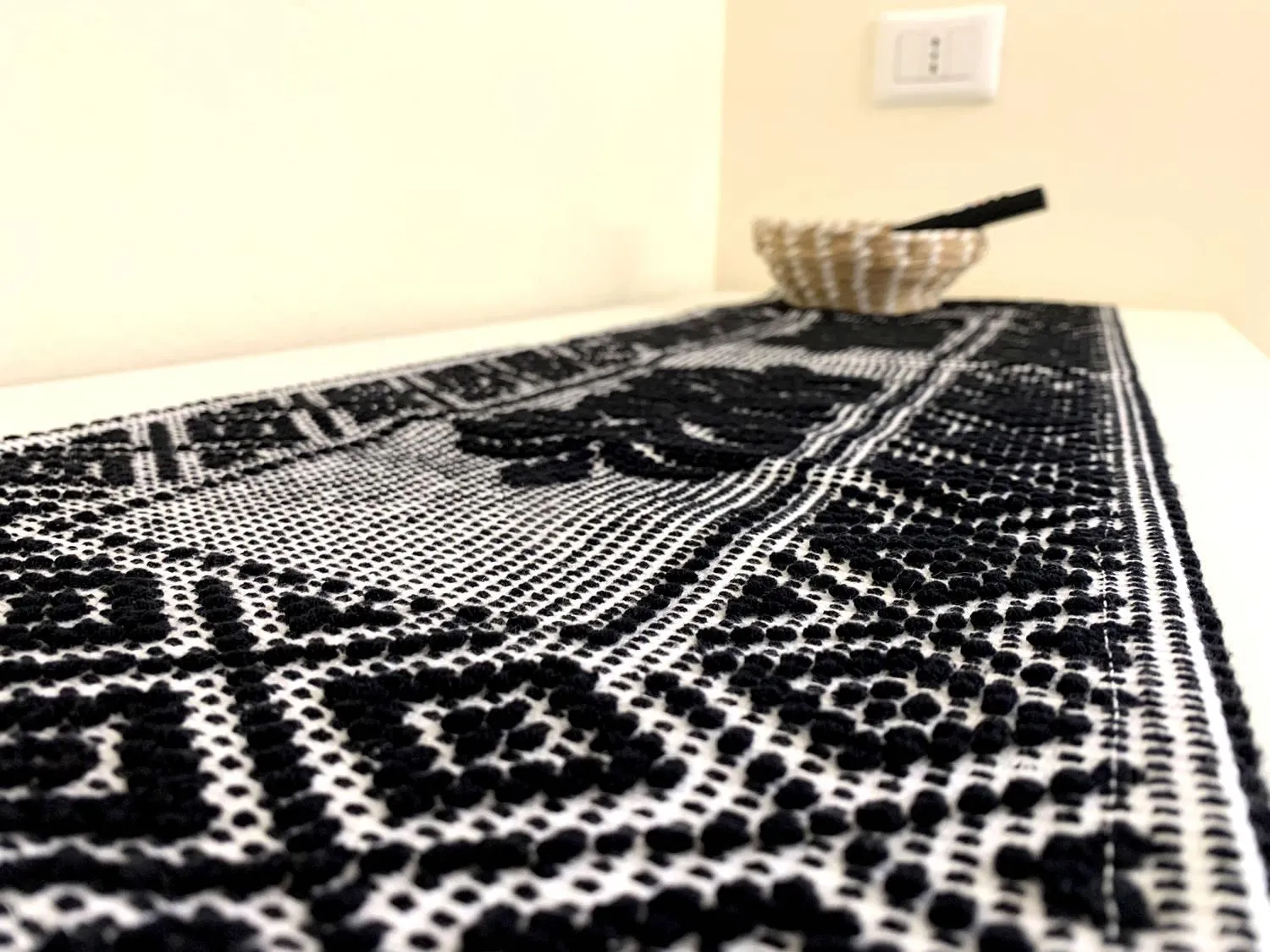 Photo of the whole room in Domo Achenza