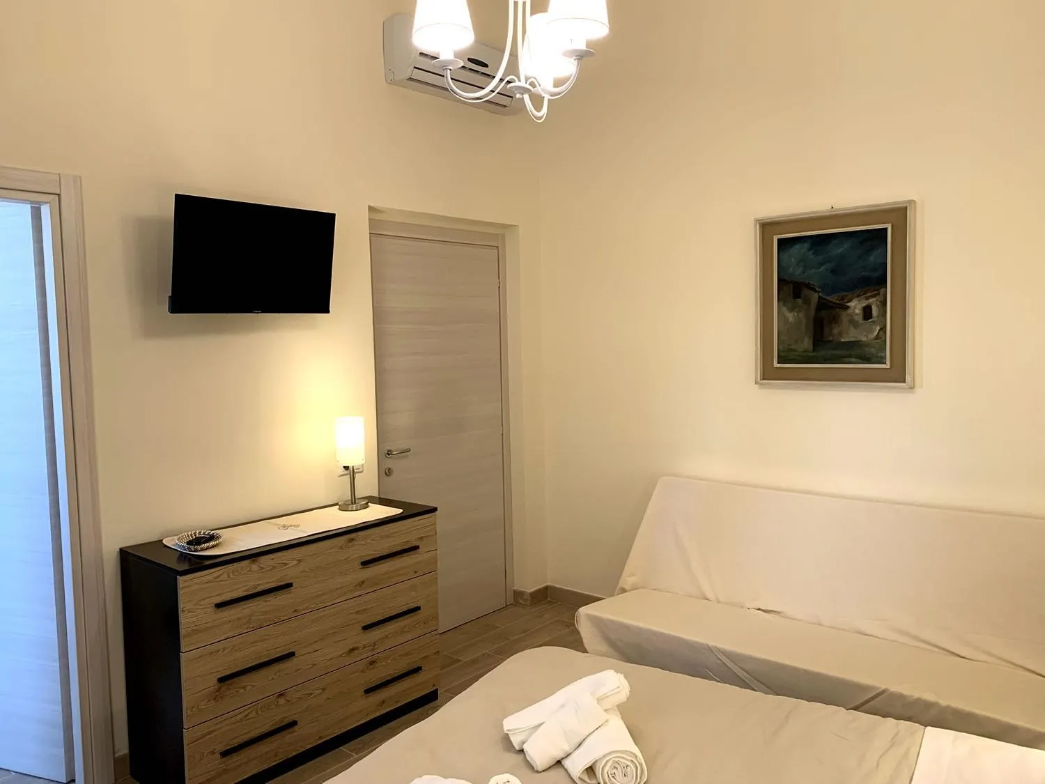 TV and multimedia, Bed in Domo Achenza