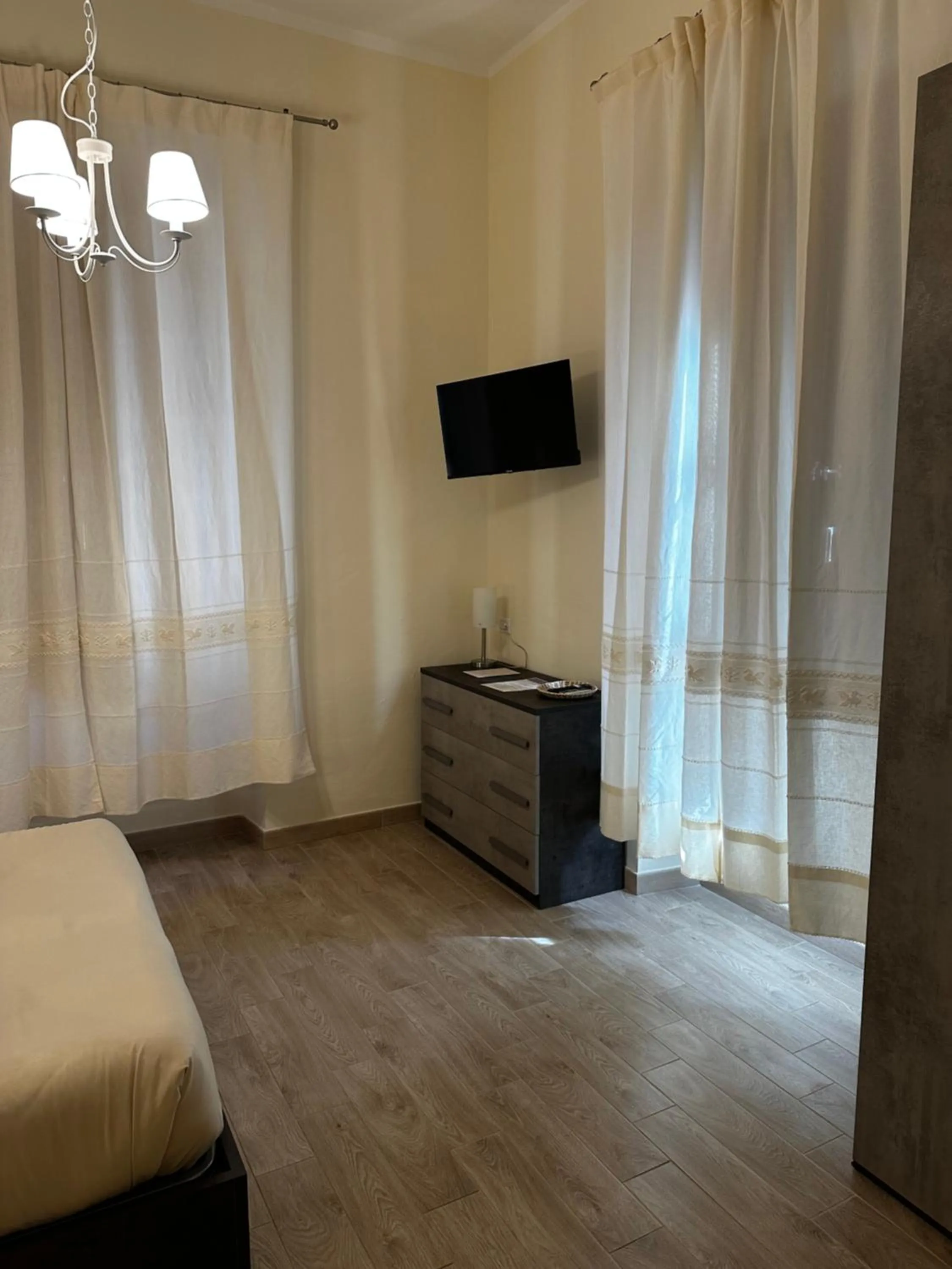 Bedroom, Bed in Domo Achenza