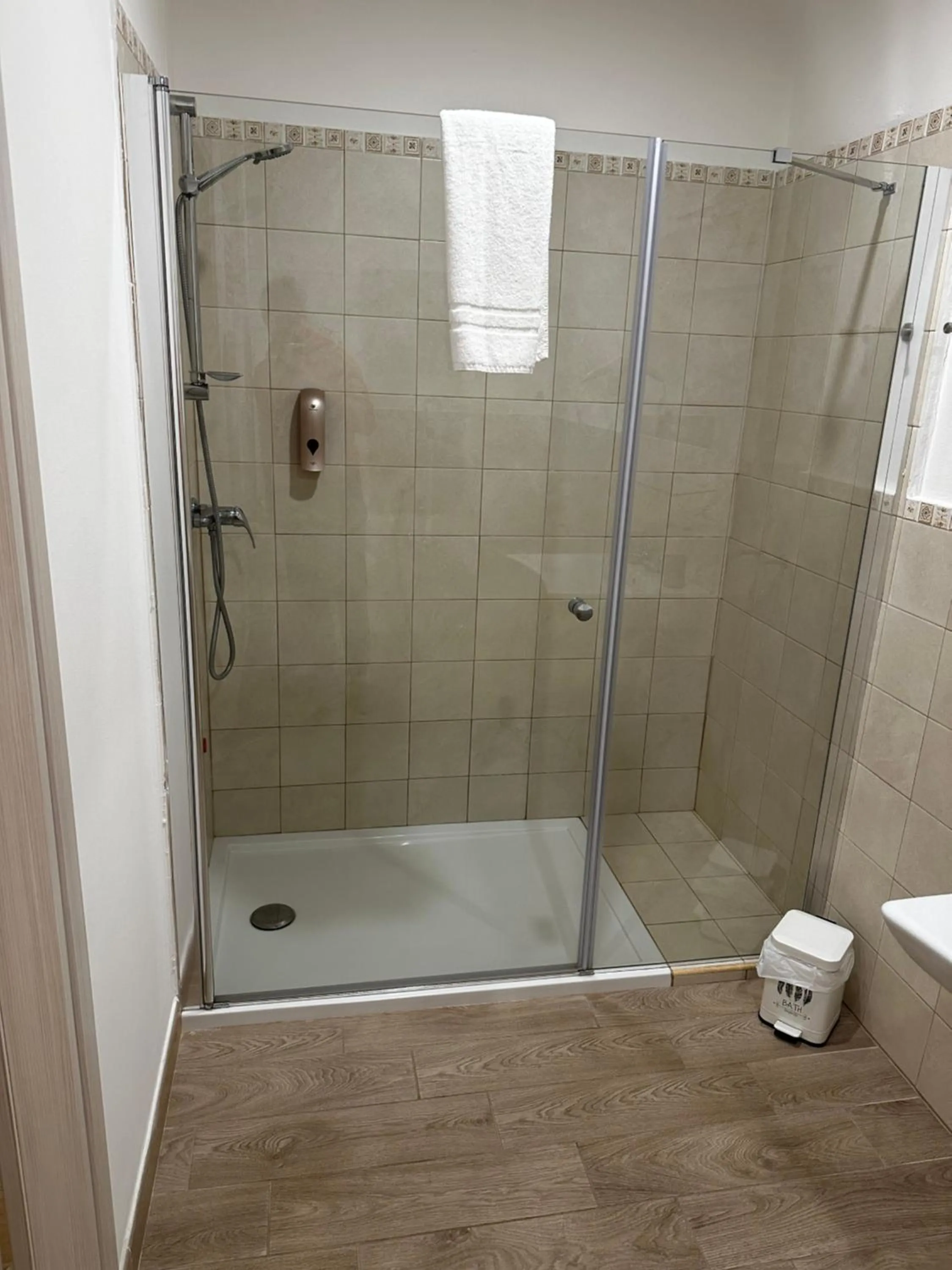 Bathroom in Domo Achenza