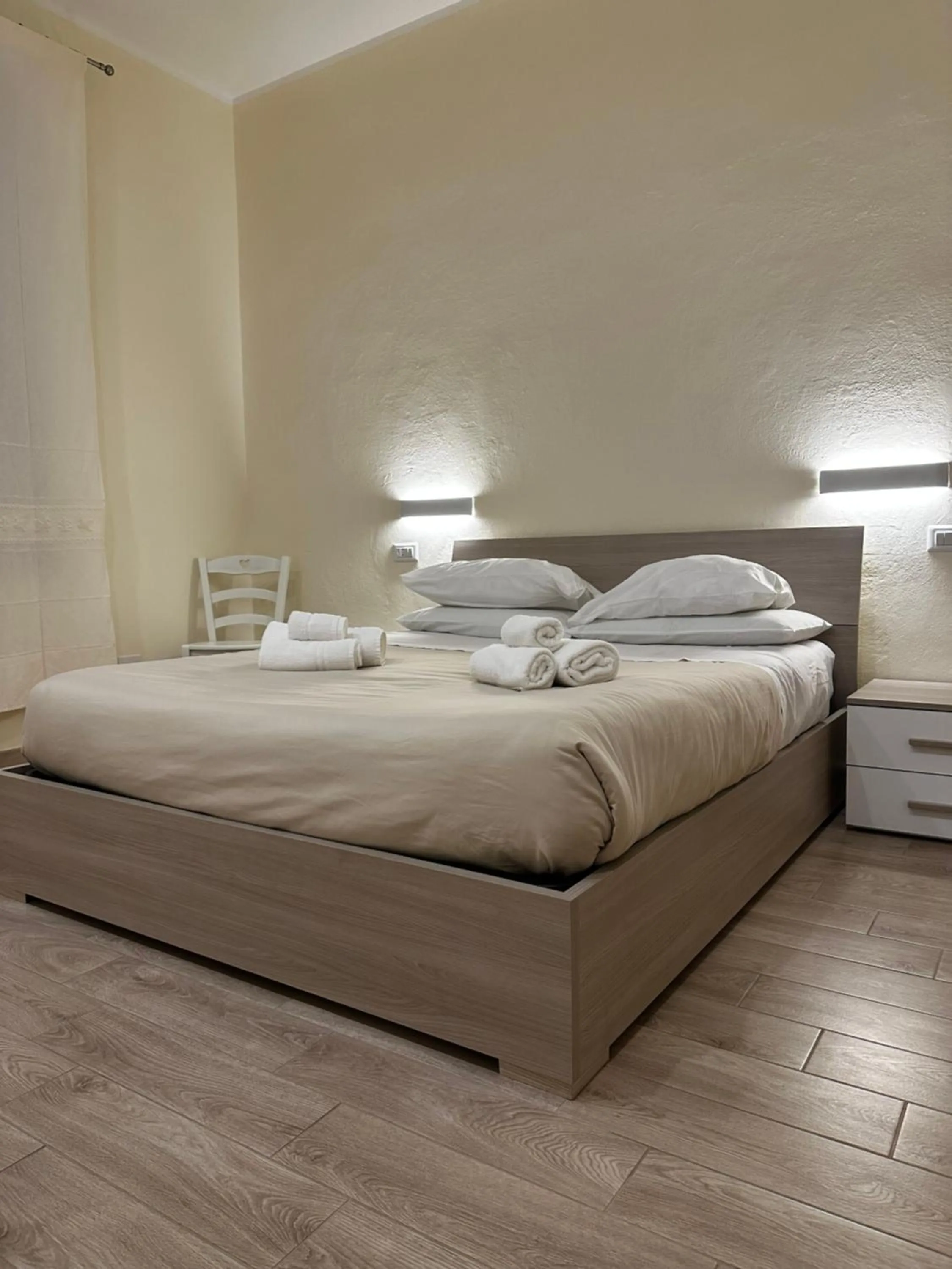 Bedroom, Bed in Domo Achenza