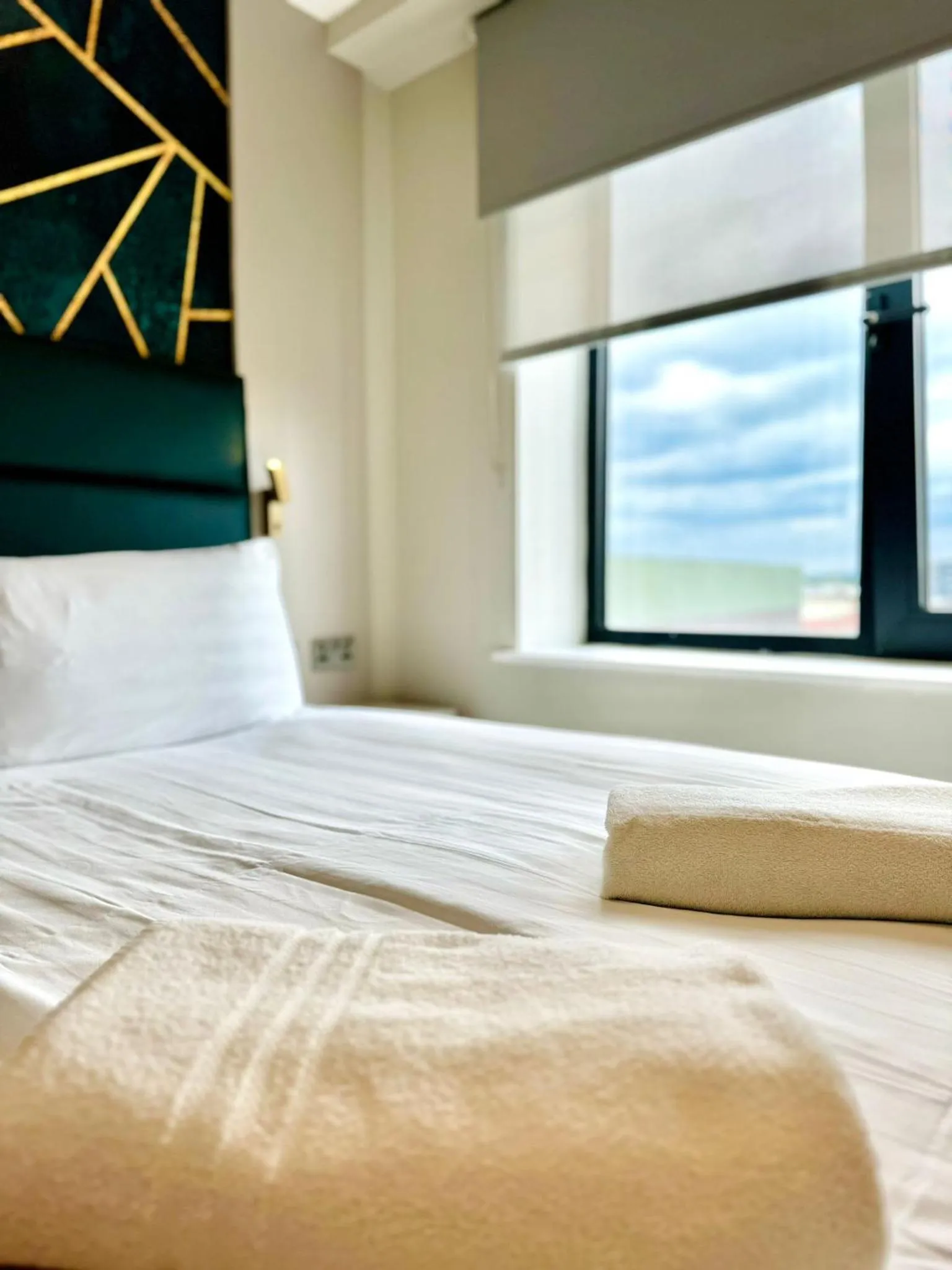 Bed in Victoria Studios