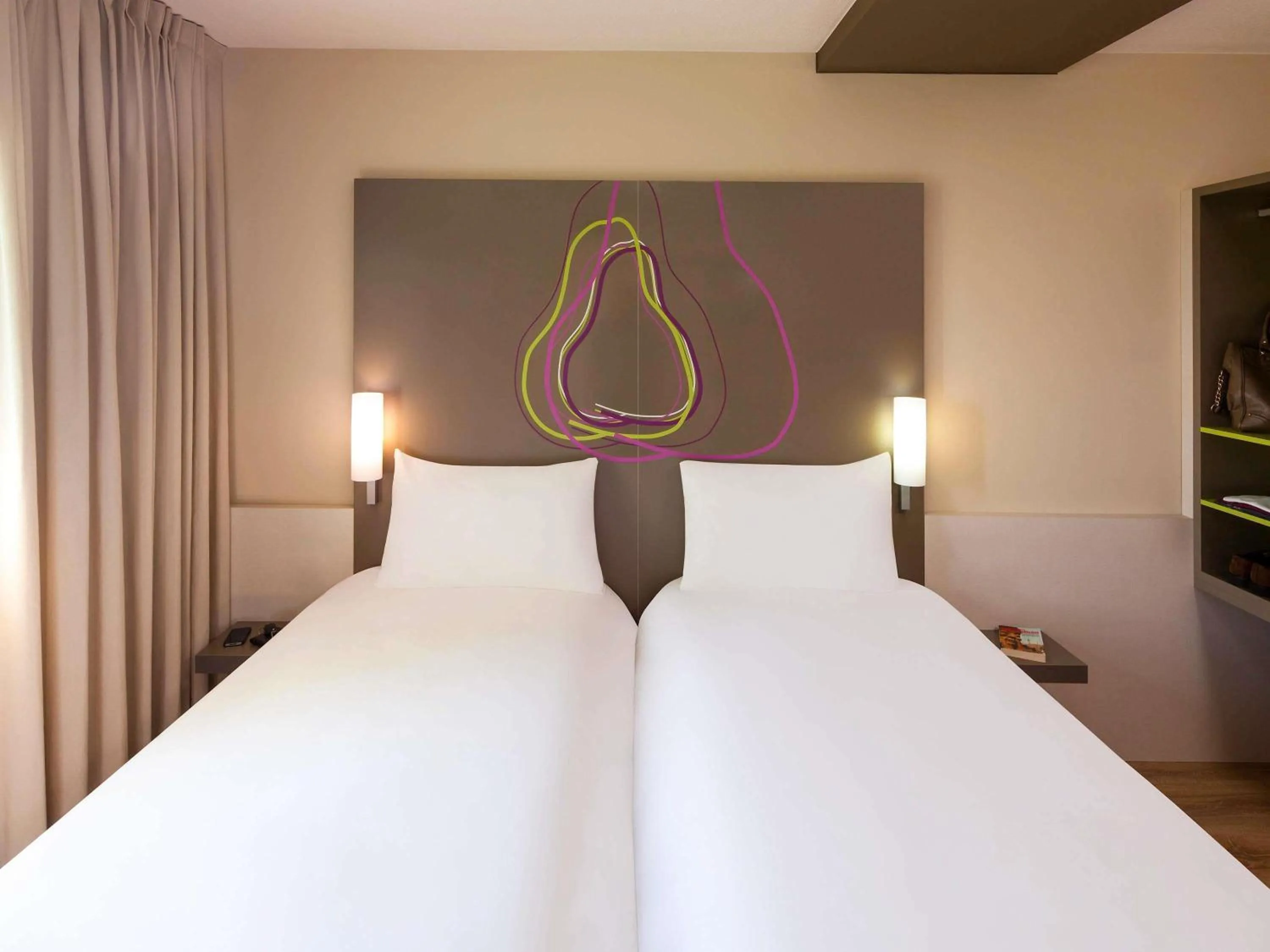 Bedroom, Bed in Hotel Ibis Styles Lleida Torrefarrera